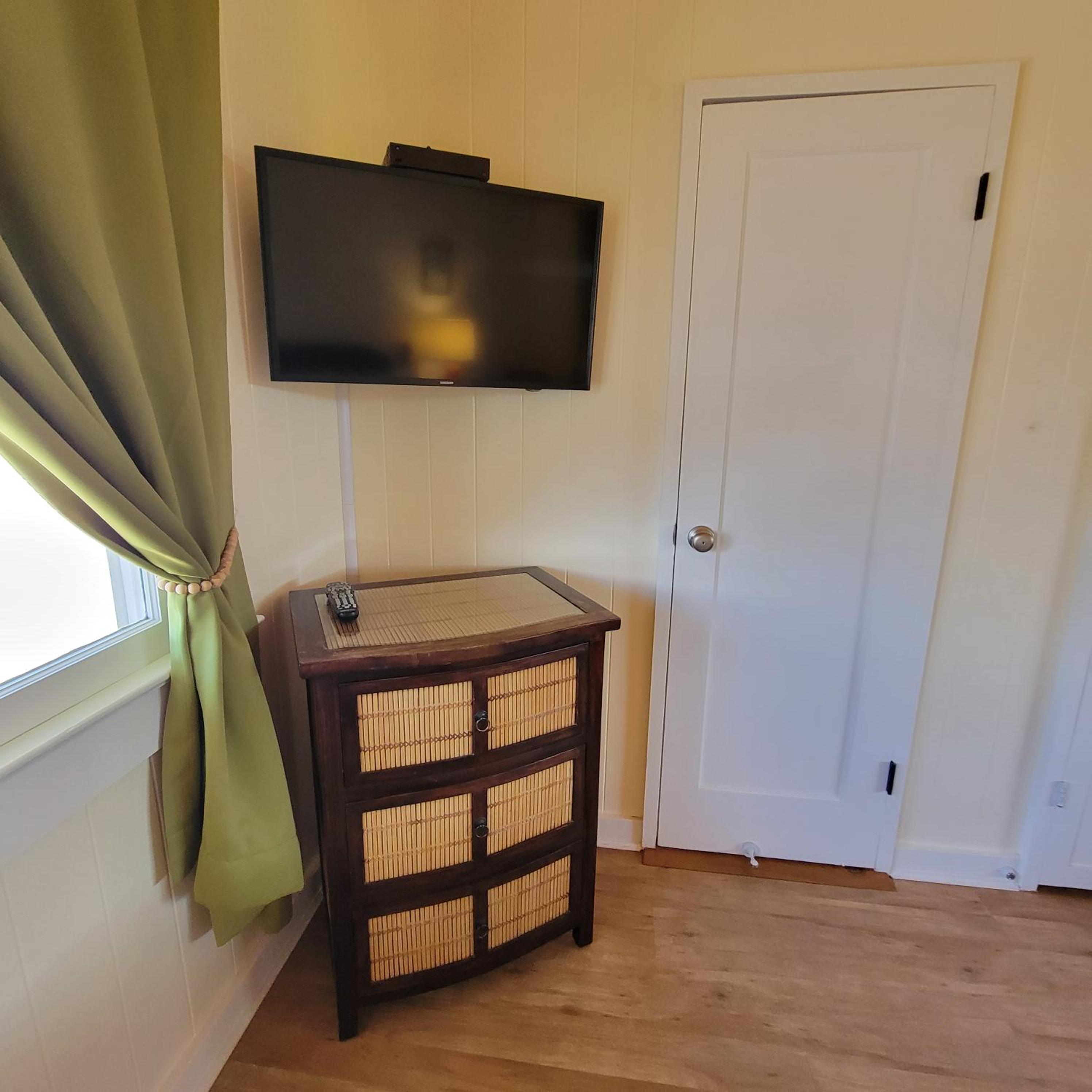 Double Room with Shared Bathroom photo 1
