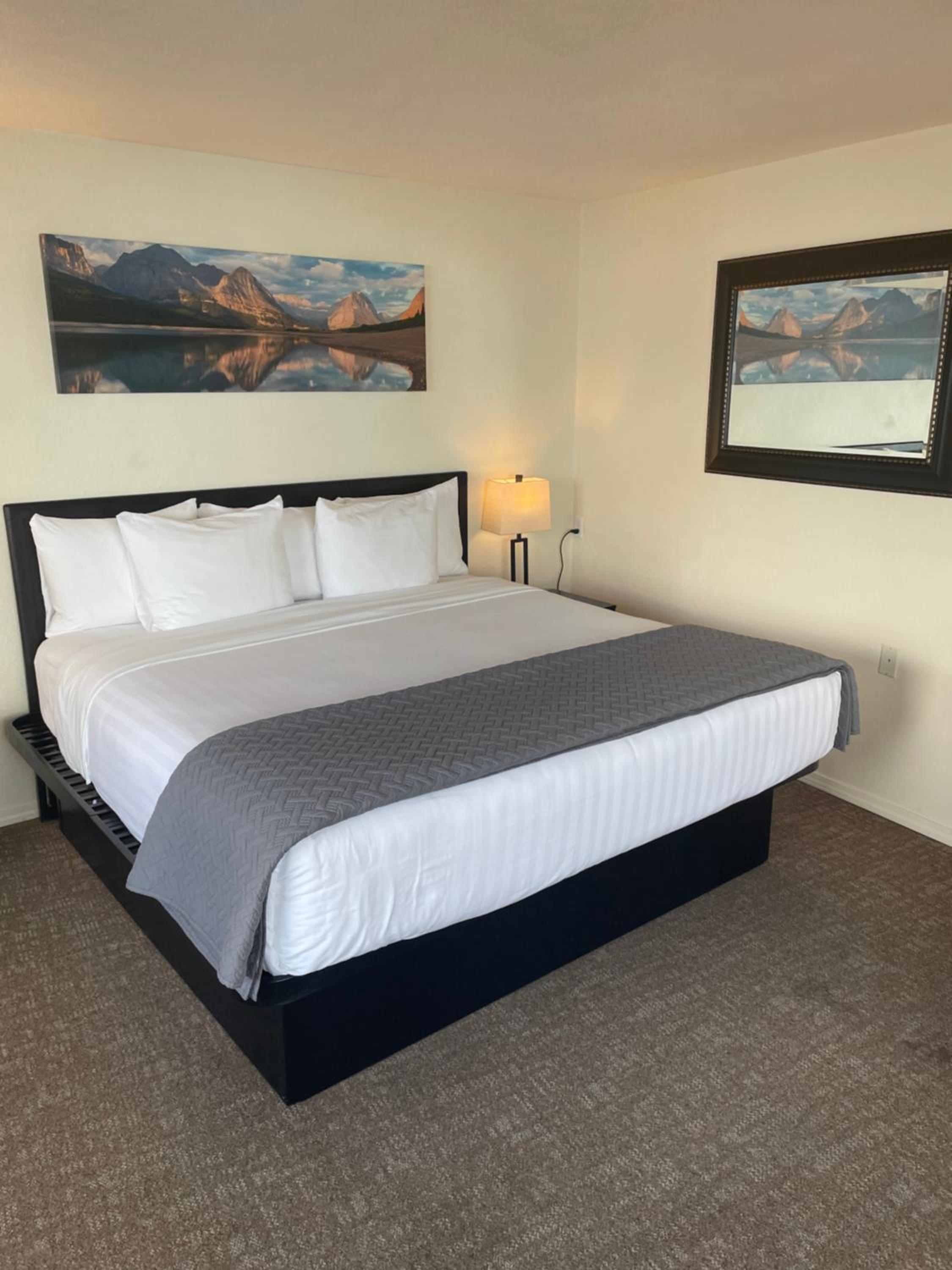 Junior Suite with Lake View - Photo 7