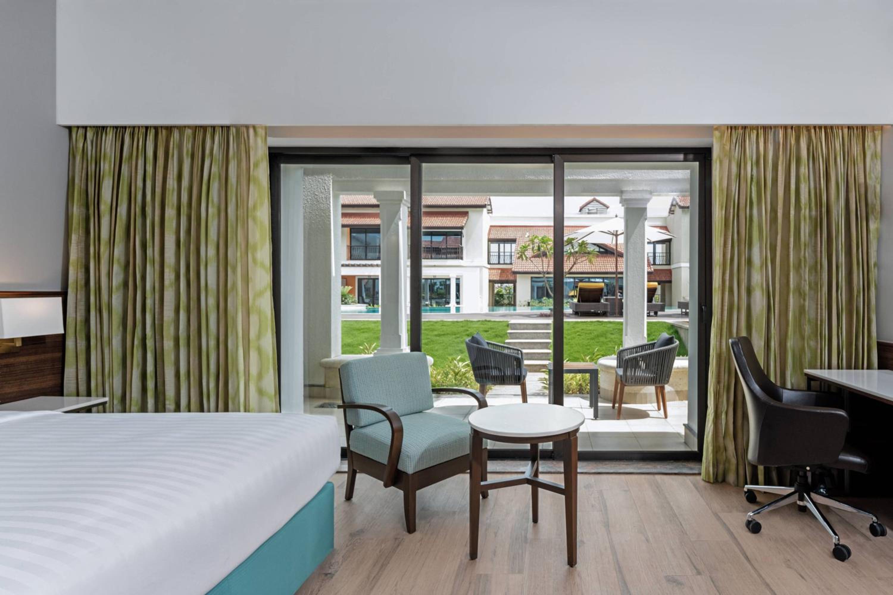 Family Studio with Pool View - Complimentary evening high tea on day of  arrival between 4.30 PM and 6.30 PM (validity 30th Sep, 2026) - Beer on Arrival - Photo 1