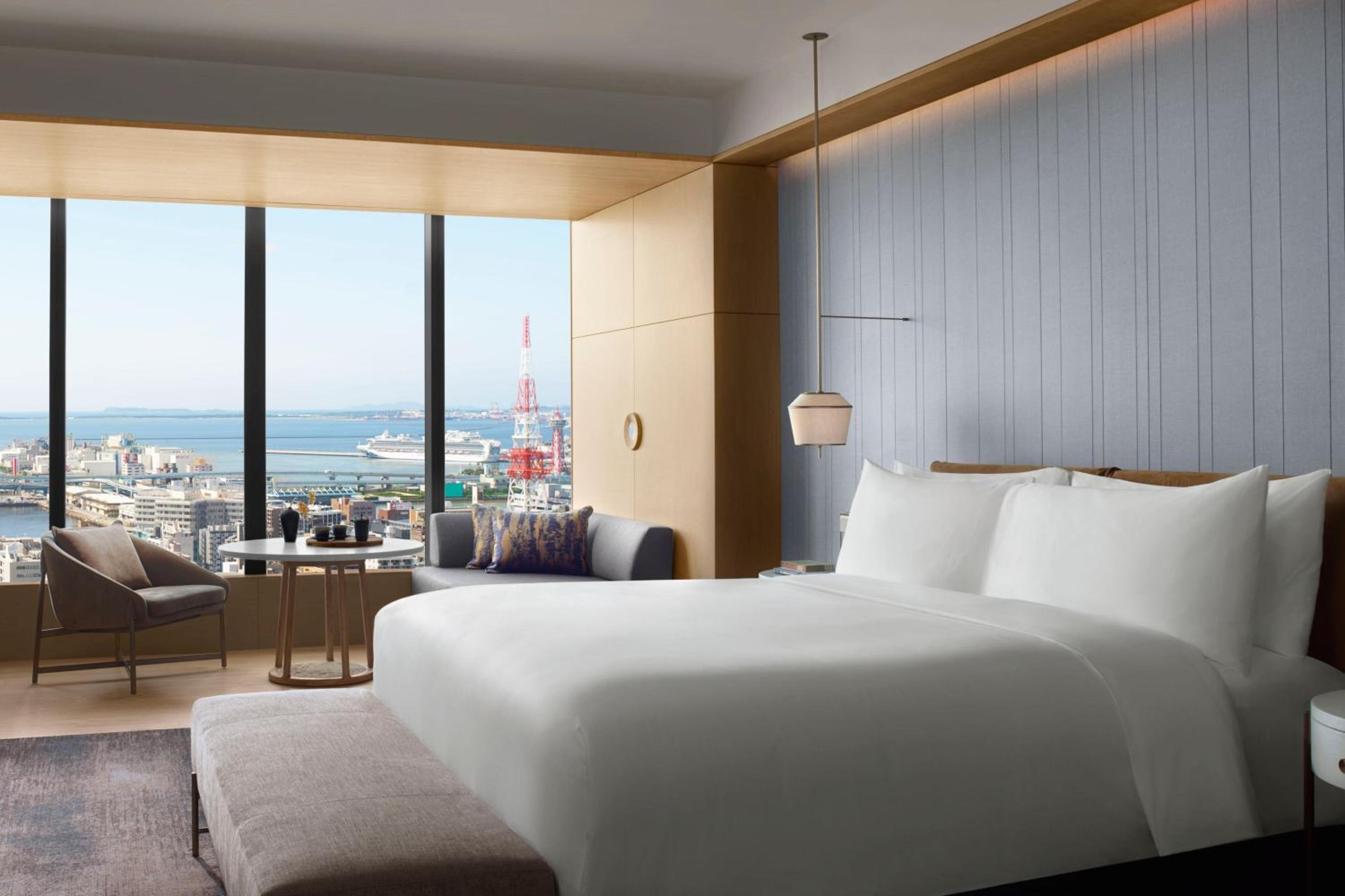 Guest room, 1 King, Hakata Bay view - Photo 1