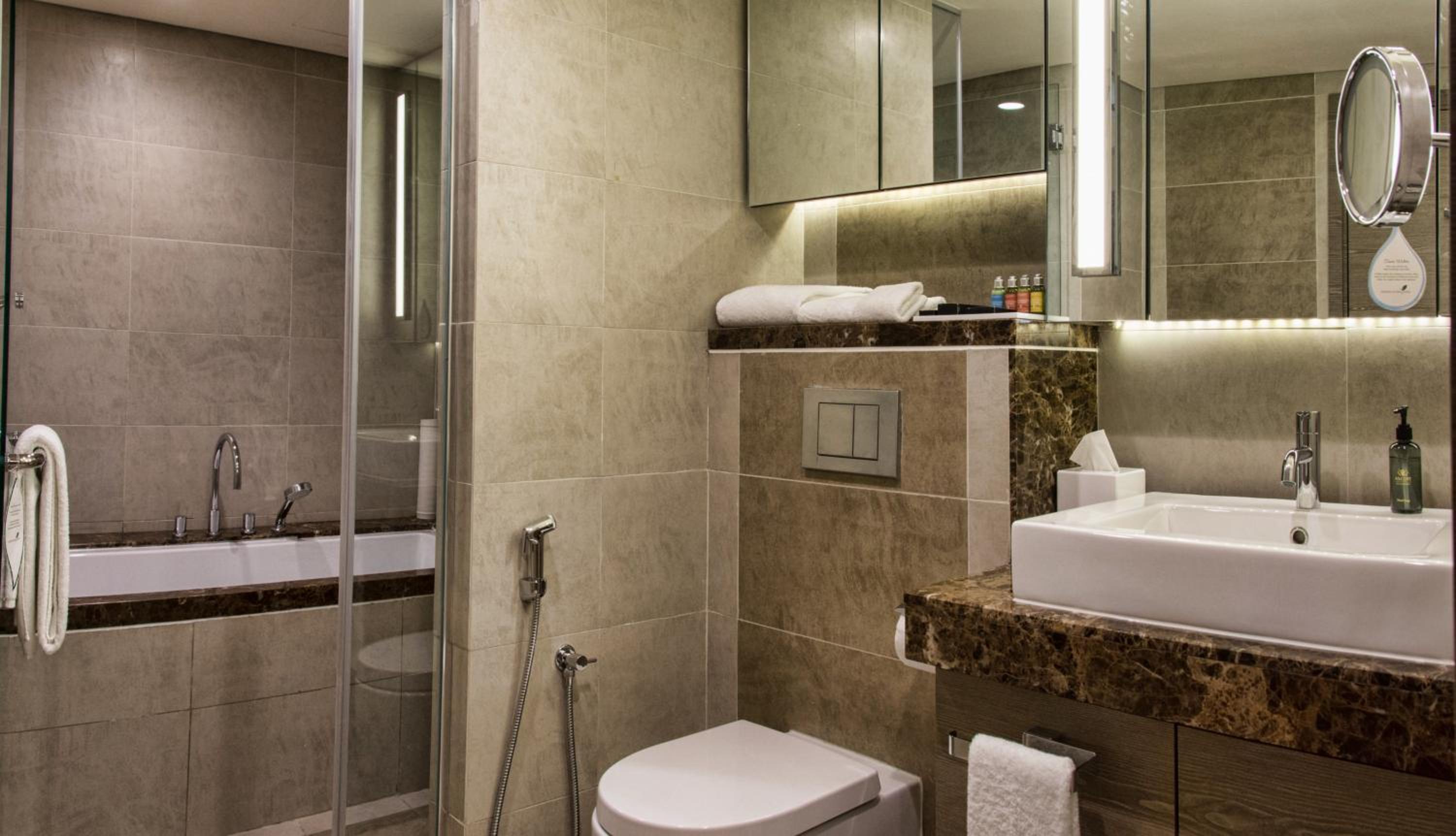 One-Bedroom Executive thumbnail 5