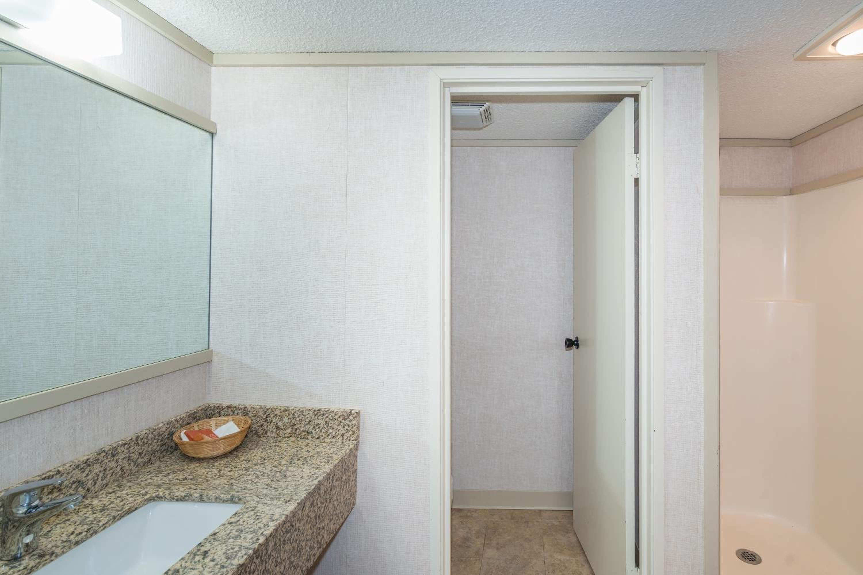 Standard Triple Room photo 3
