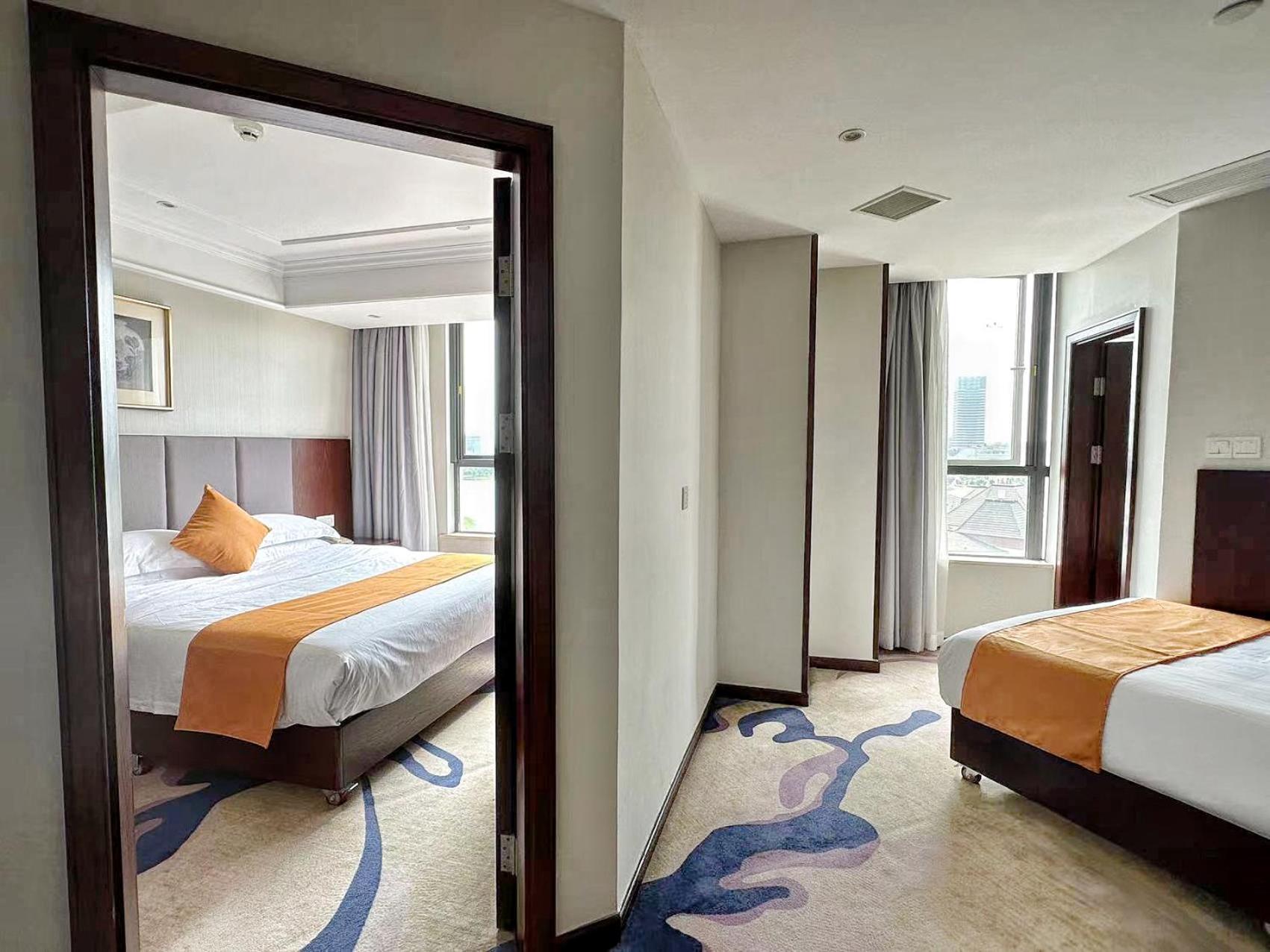Standard Suite photo 2