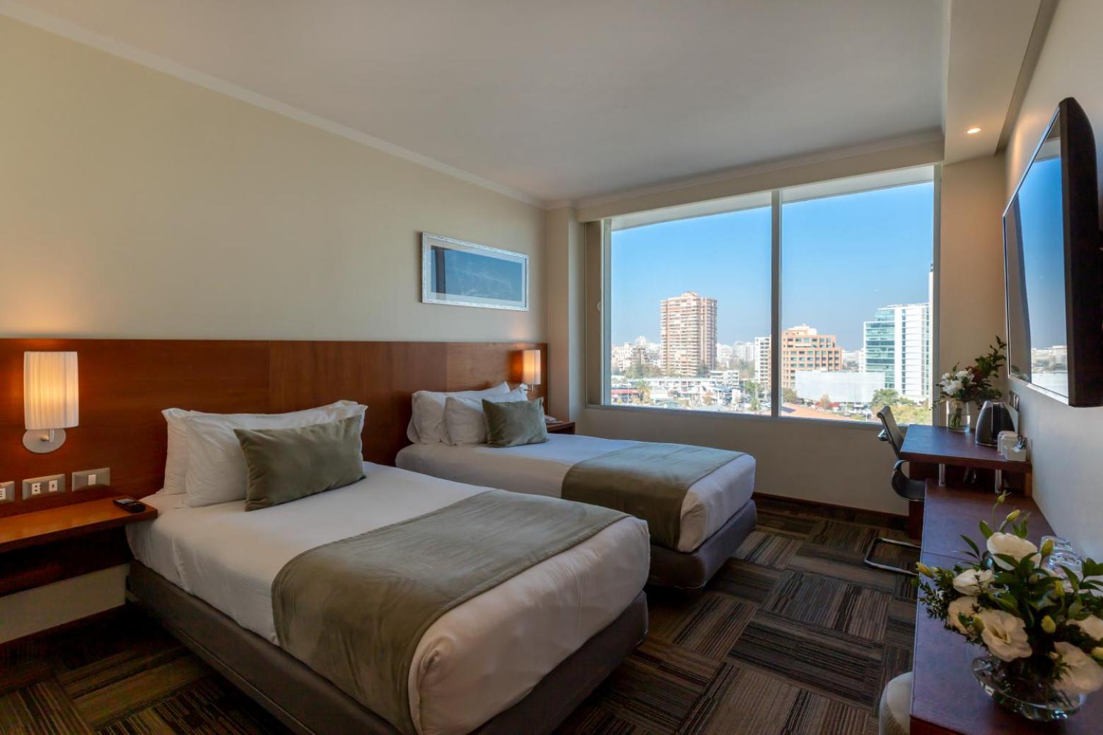 Twin Room with Two Twin Beds - Photo 1