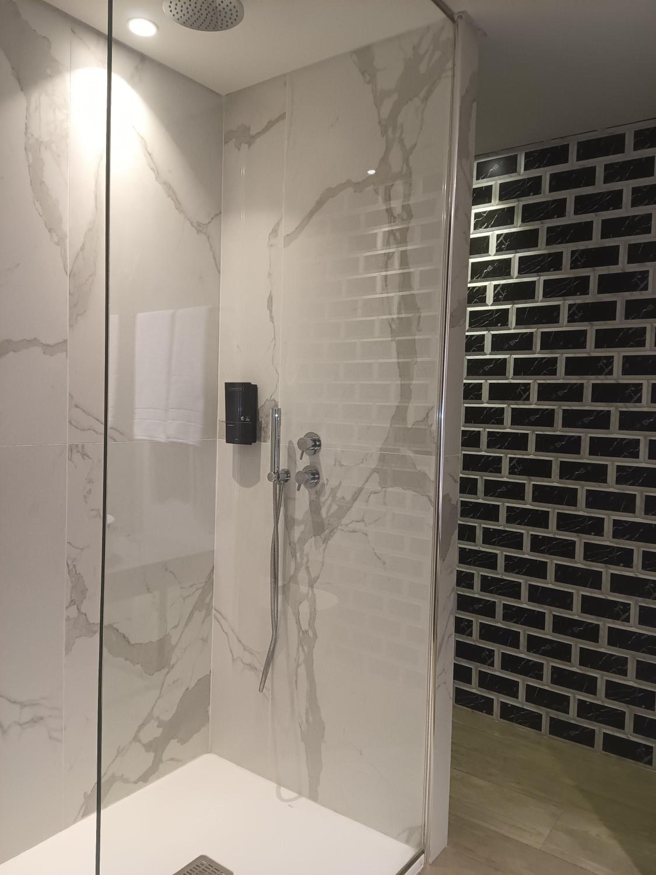 Superior Apartment - Photo 2