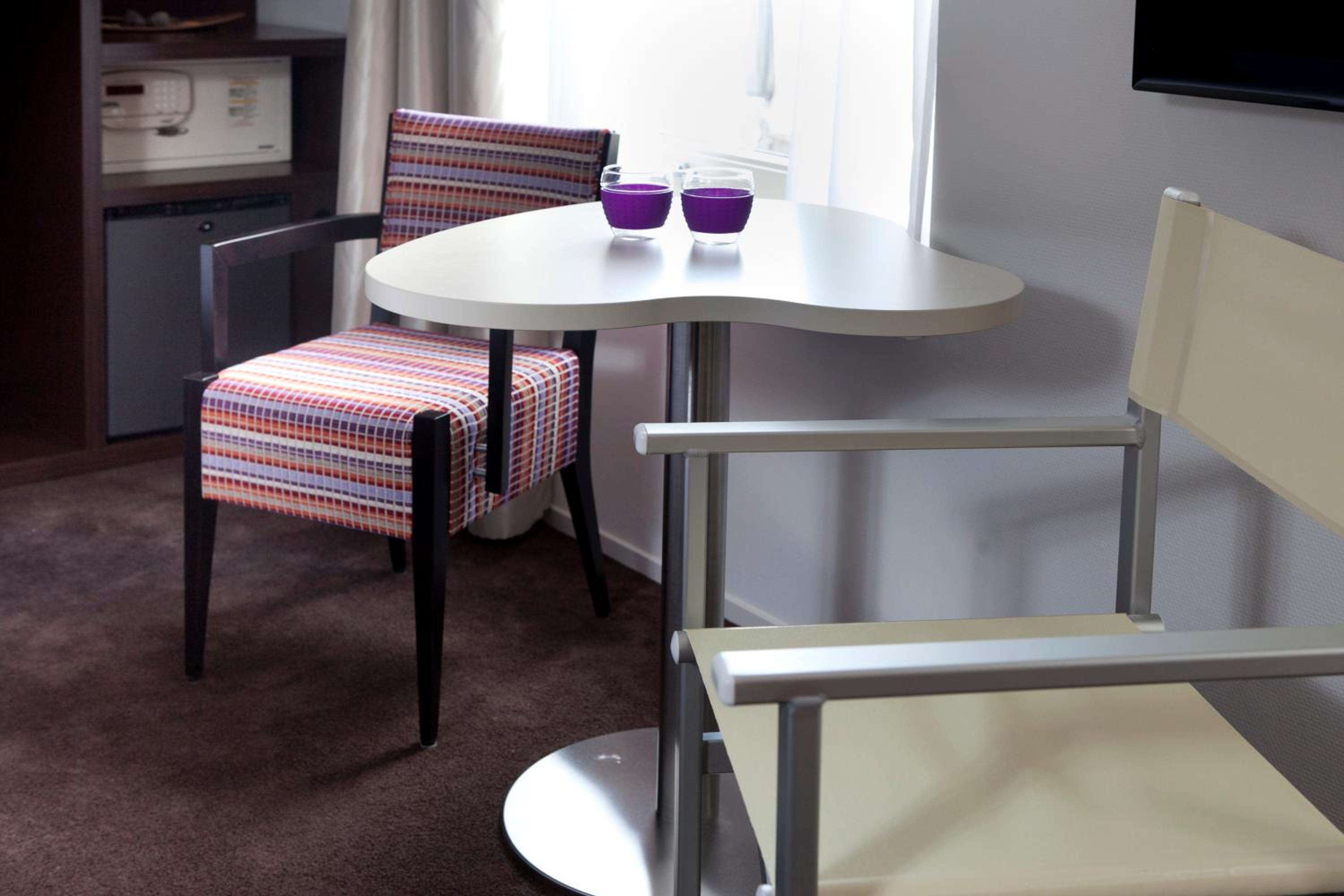 Comfort Double or Twin Room with Lake view photo 3
