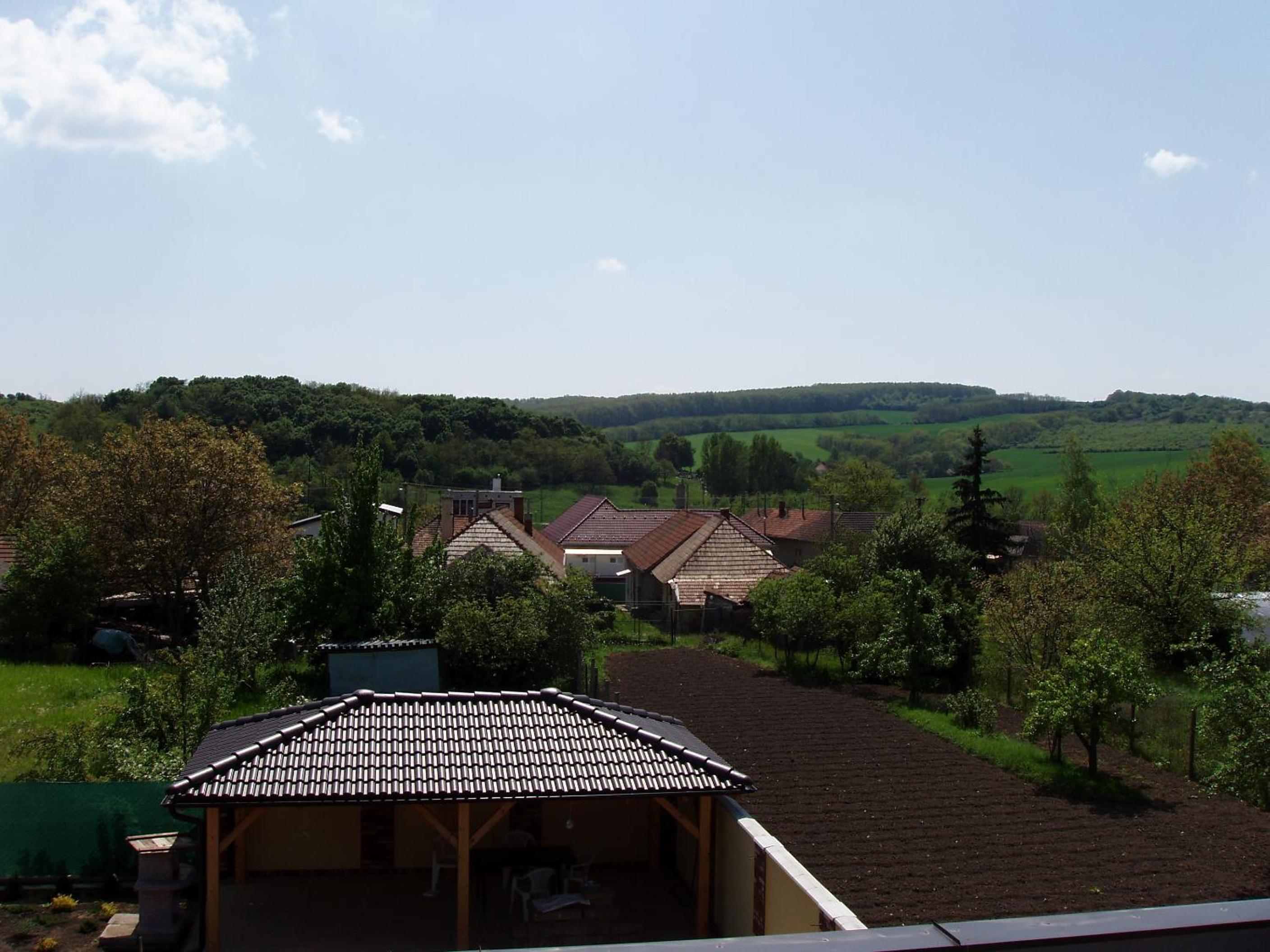 Four-Bedroom House - Photo 22