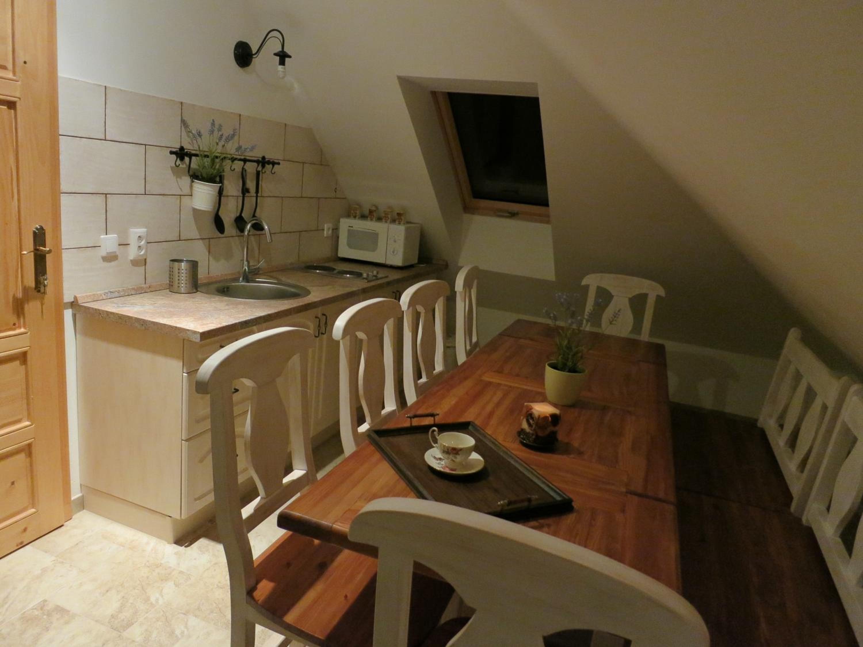 Four-Bedroom House - Photo 20
