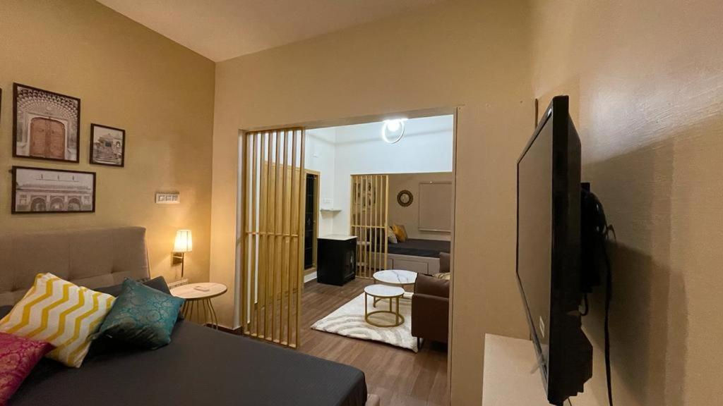 Deluxe Family Suite