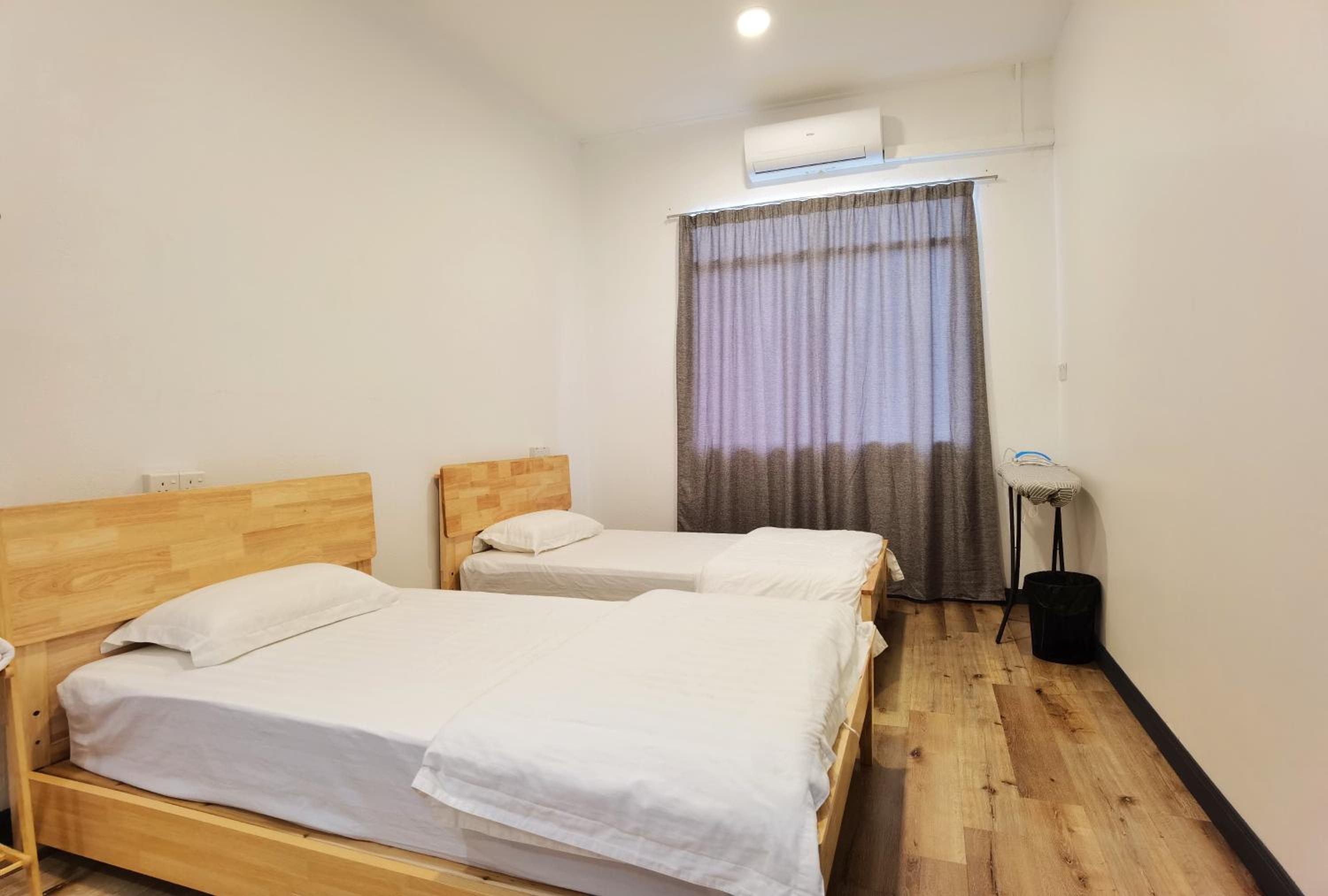 One-Bedroom Apartment photo 3