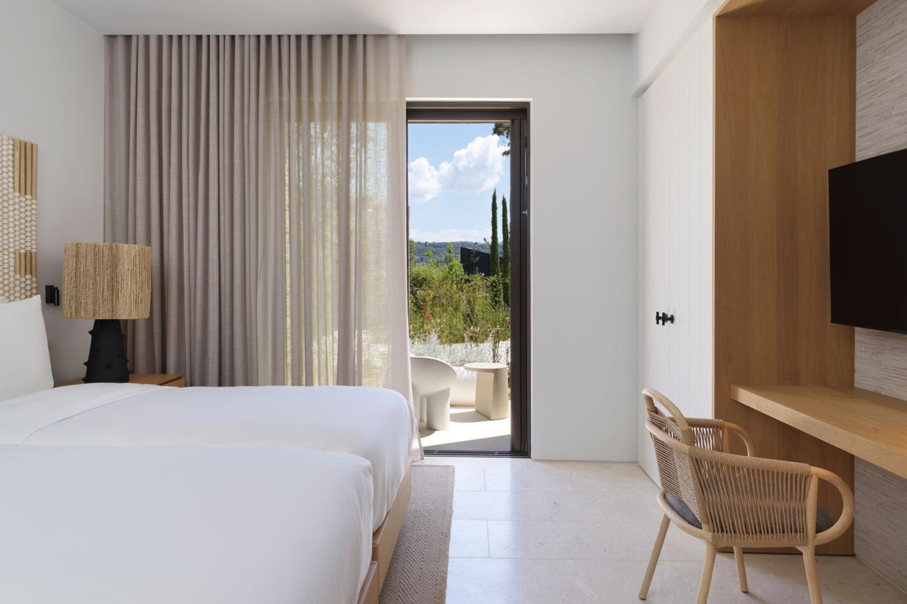 W Beachfront Infinity, 2 Bedroom Suite, Sea view, Terrace - Photo 11
