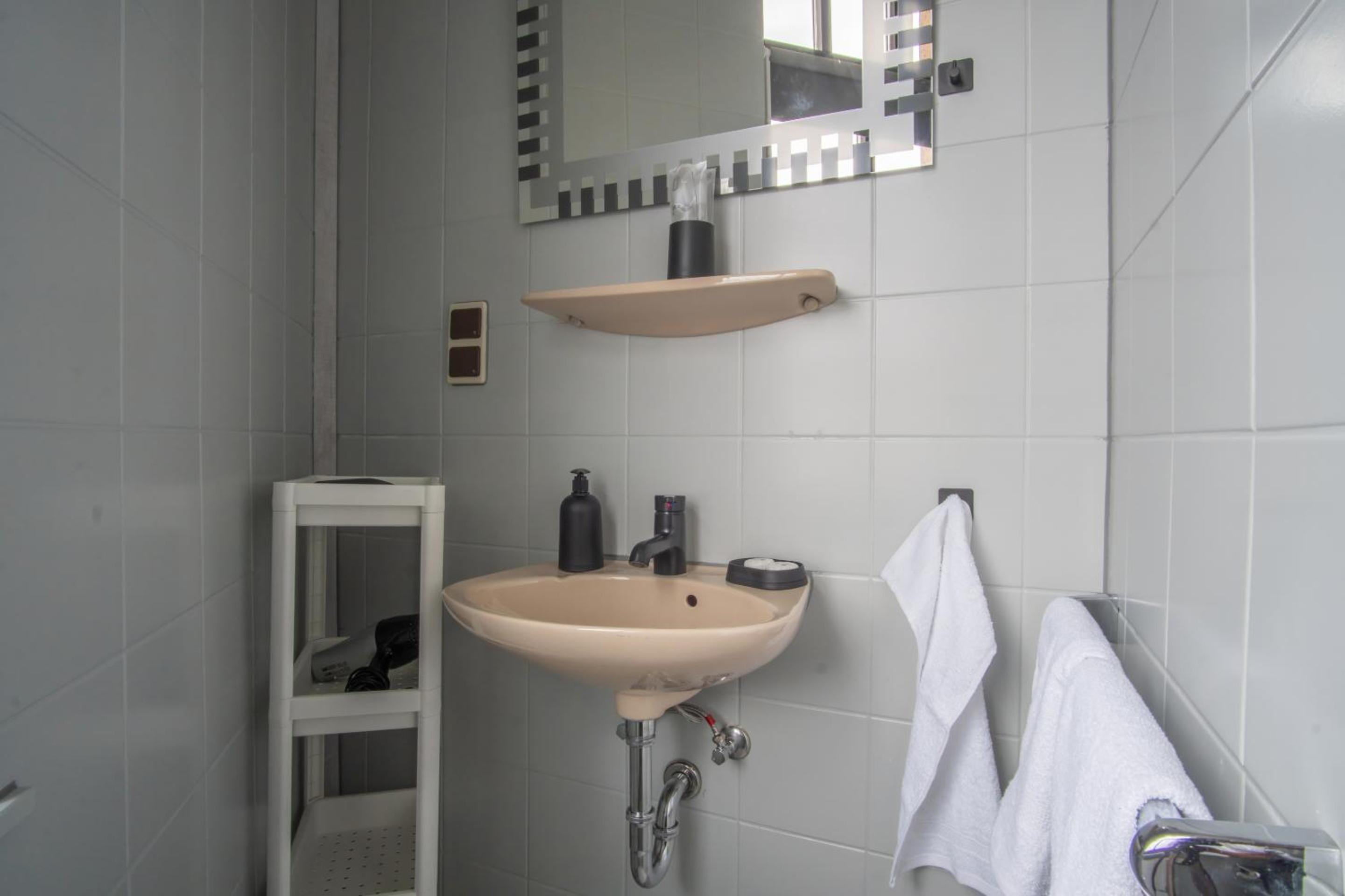 Dreibettzimmer mit eigenem Bad