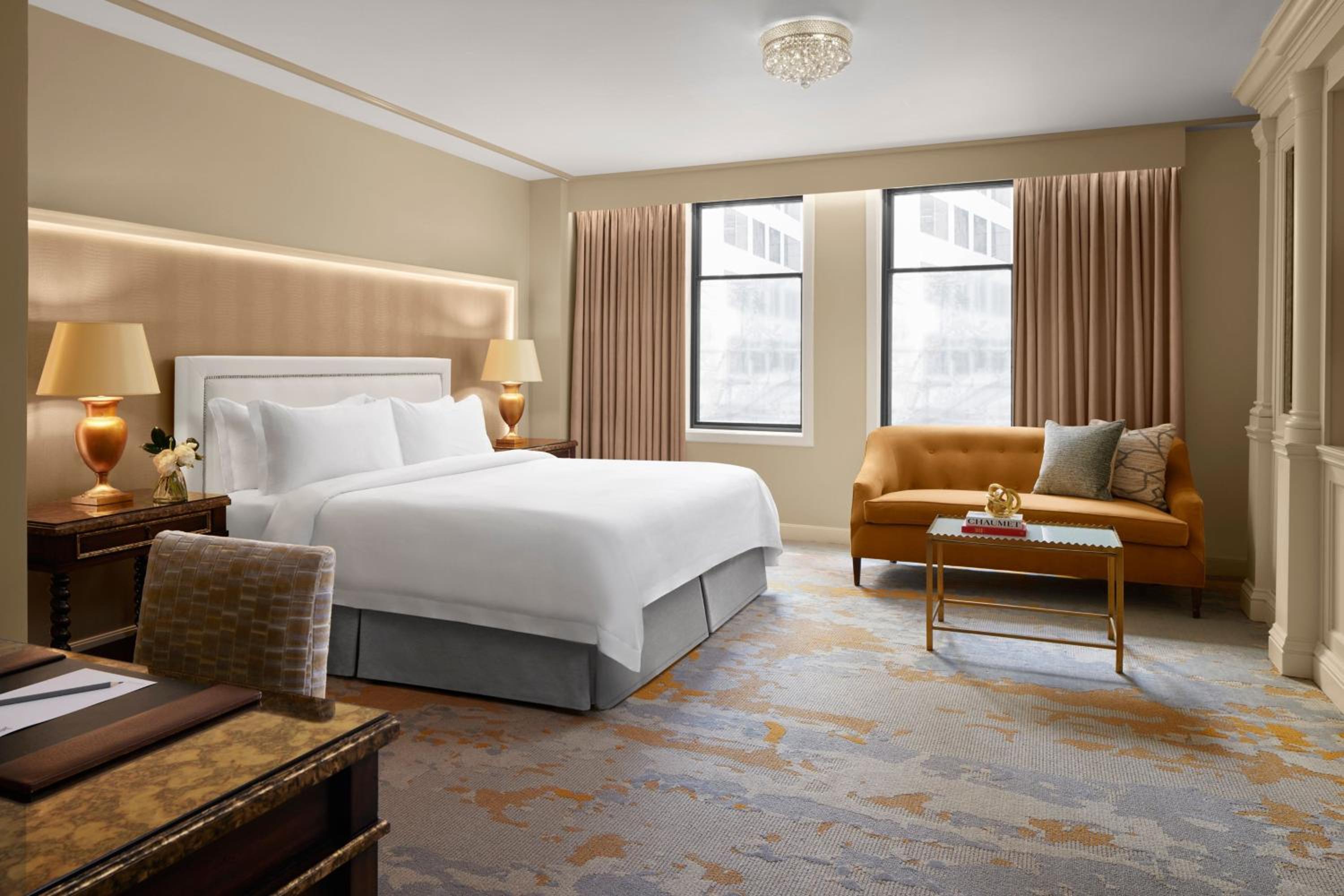 Grand Luxe King Room - Photo 1