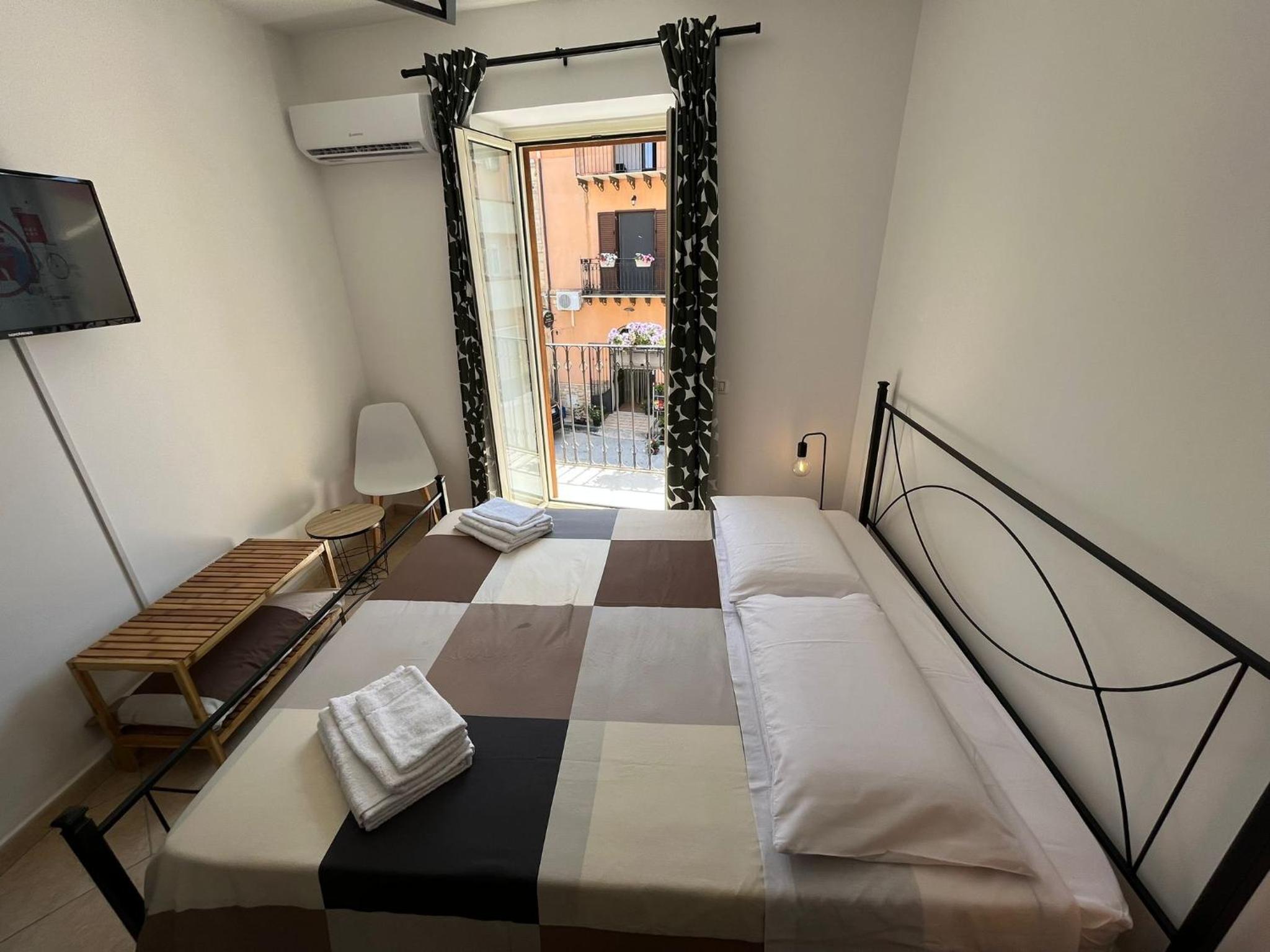 Two-Bedroom House photo 2