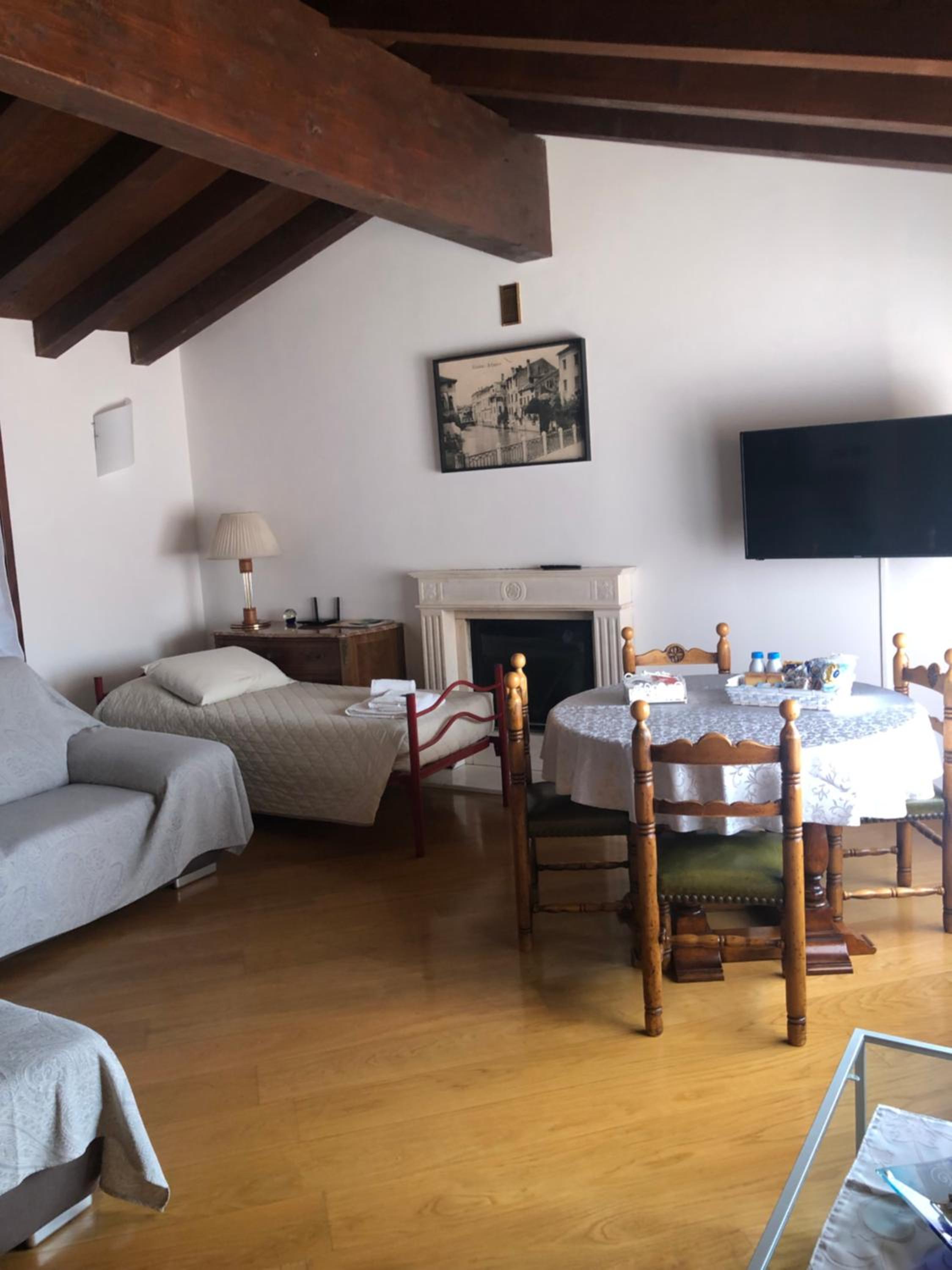 Apartment with Terrace photo 2