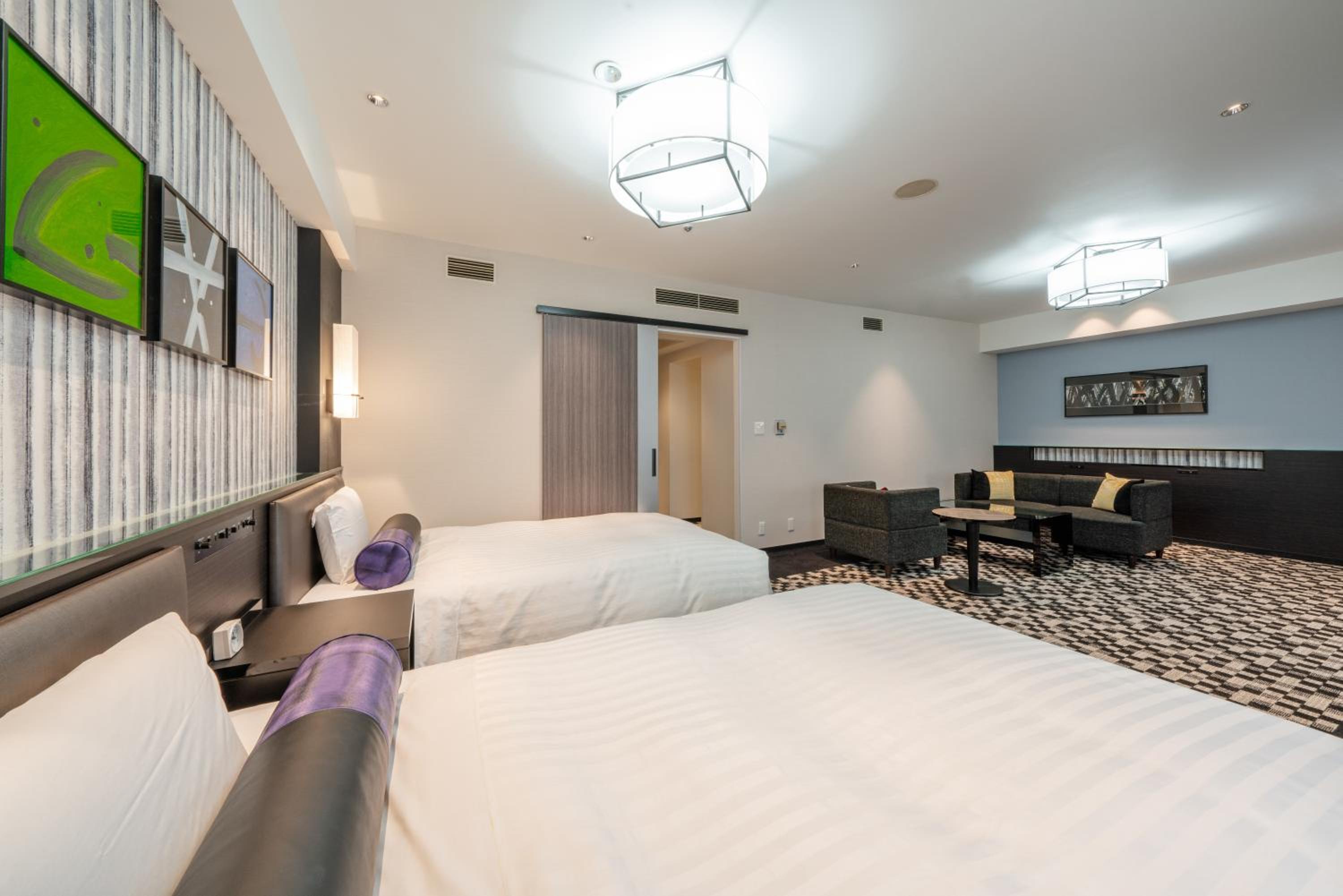 Deluxe Quadruple Room - Non-Smoking - Photo 1