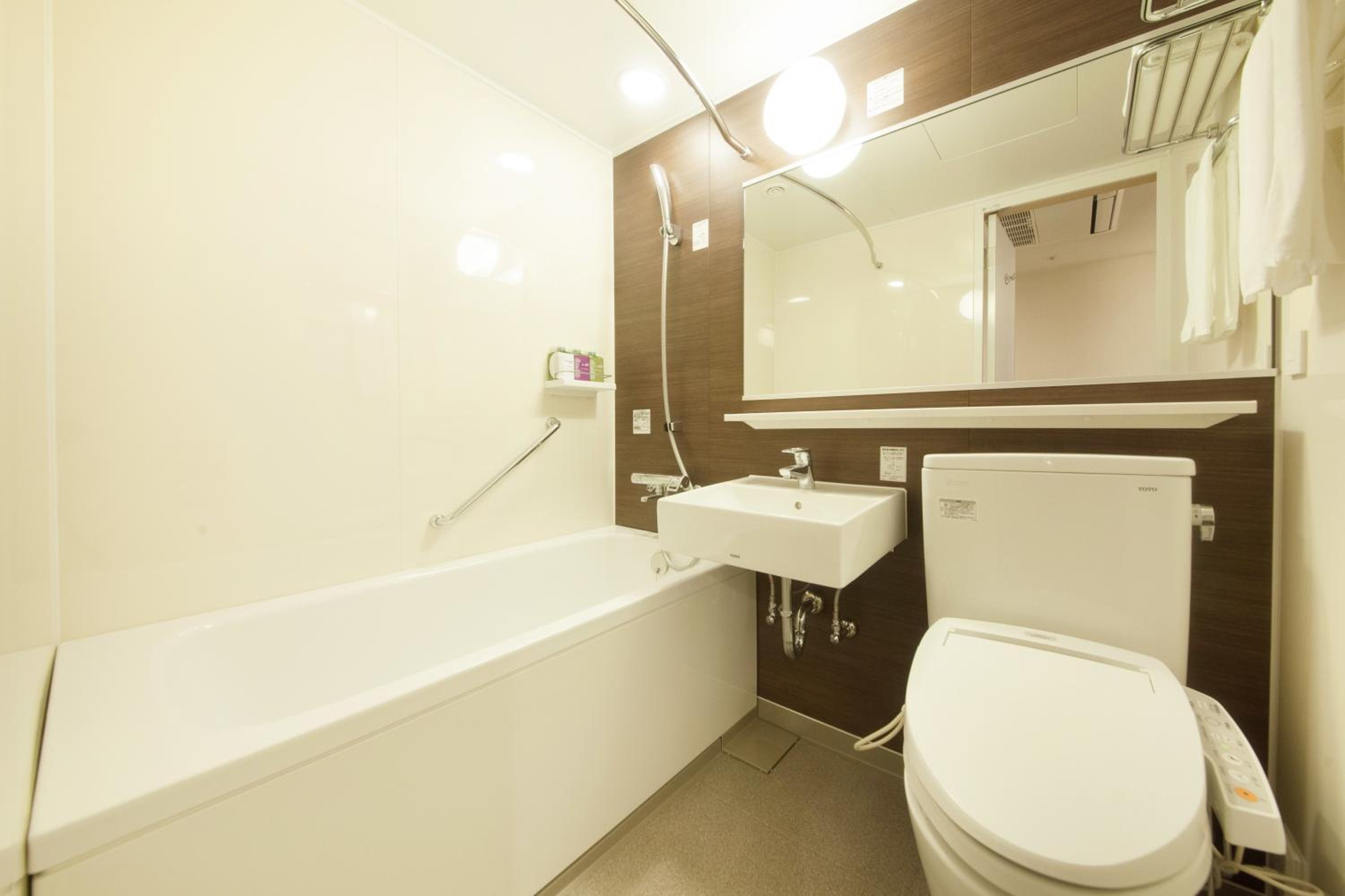 Standard Twin Room - Non-Smoking - Photo 7