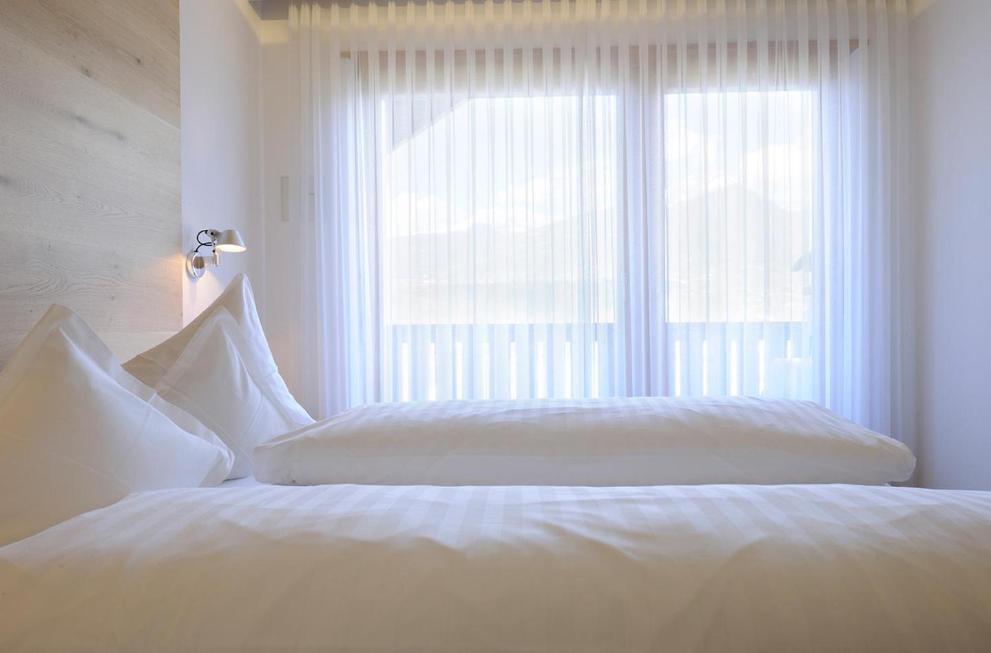 Deluxe Double Room with Balcony photo 1