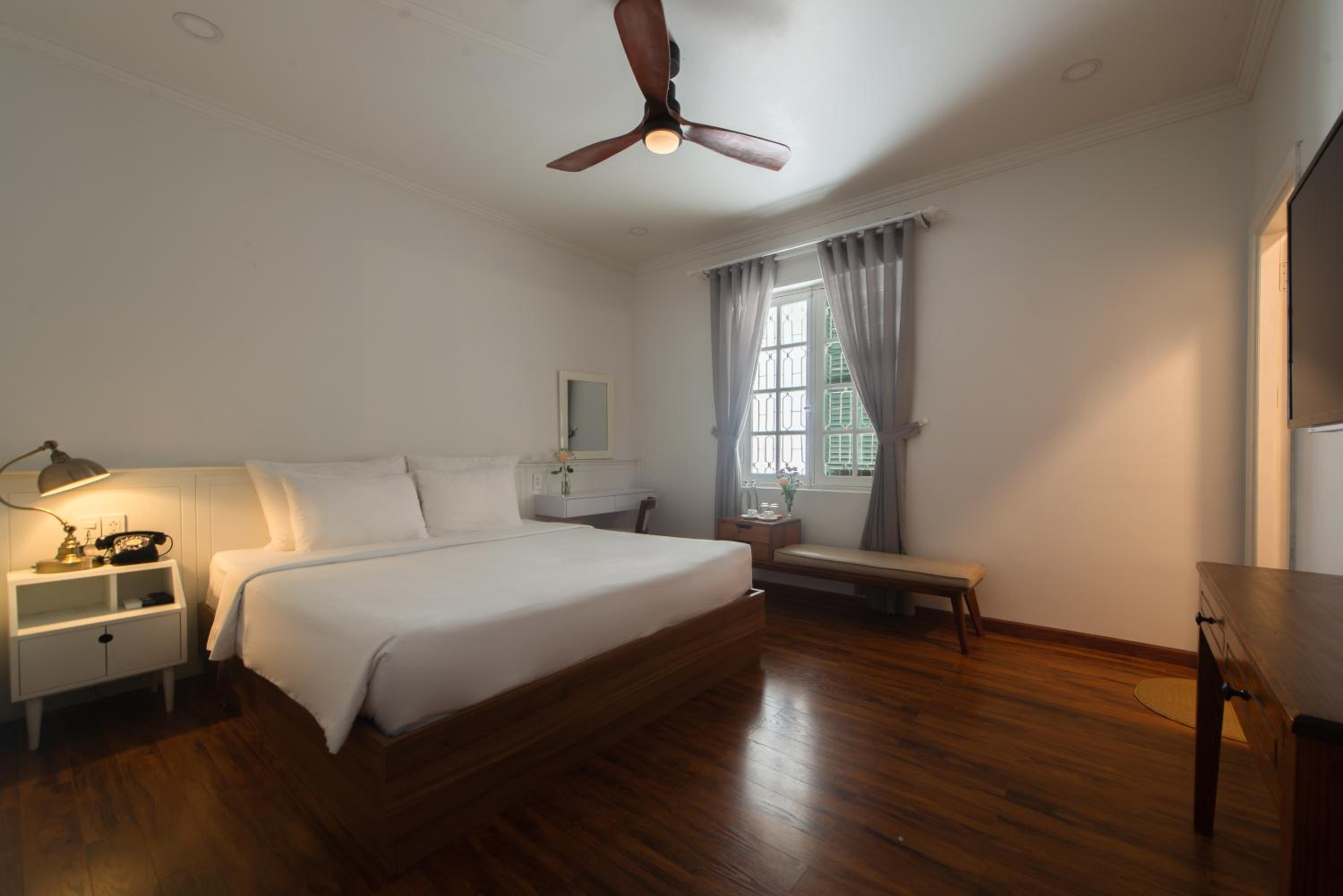 Standard Double Room - Photo 39