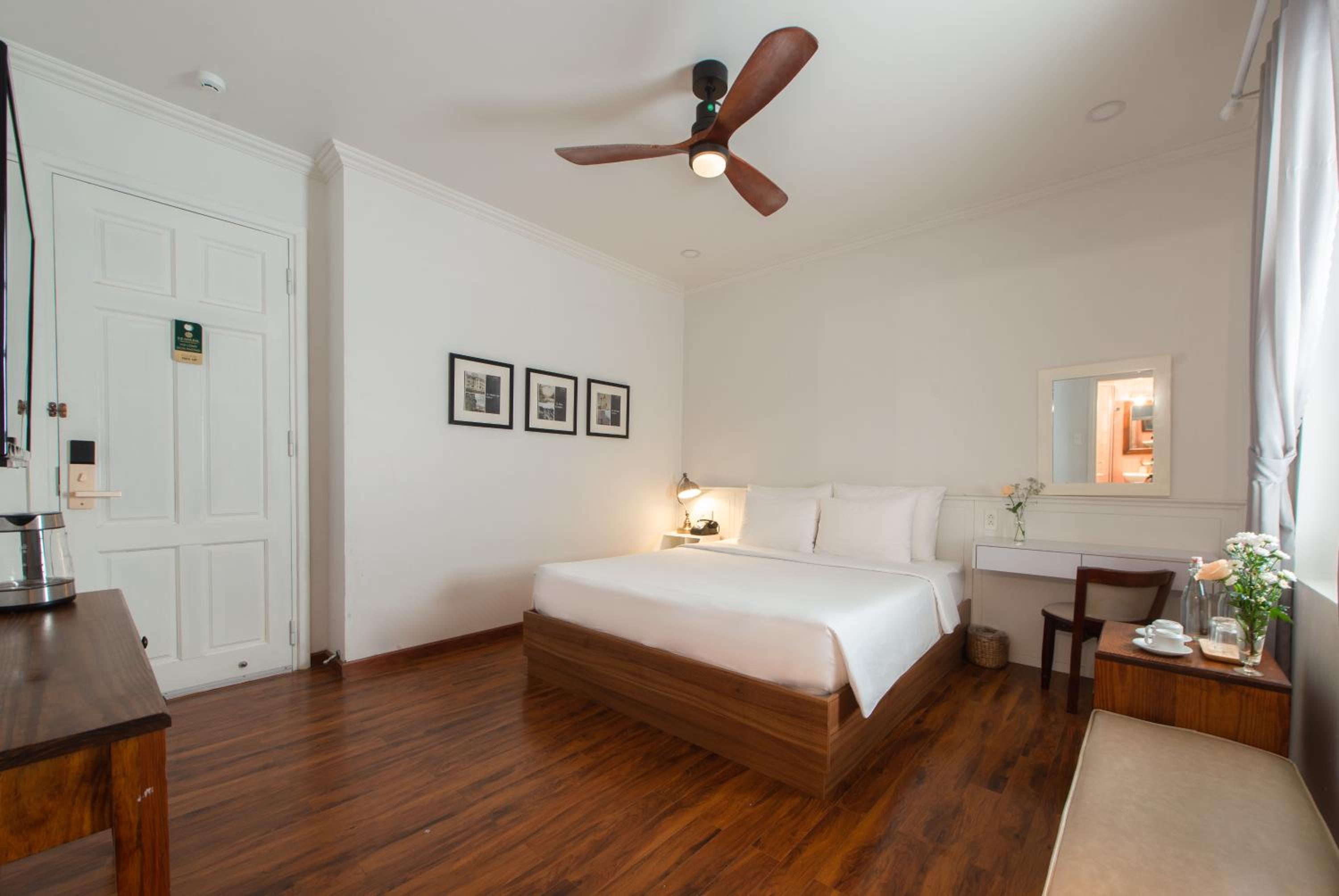 Standard Double Room - Photo 47