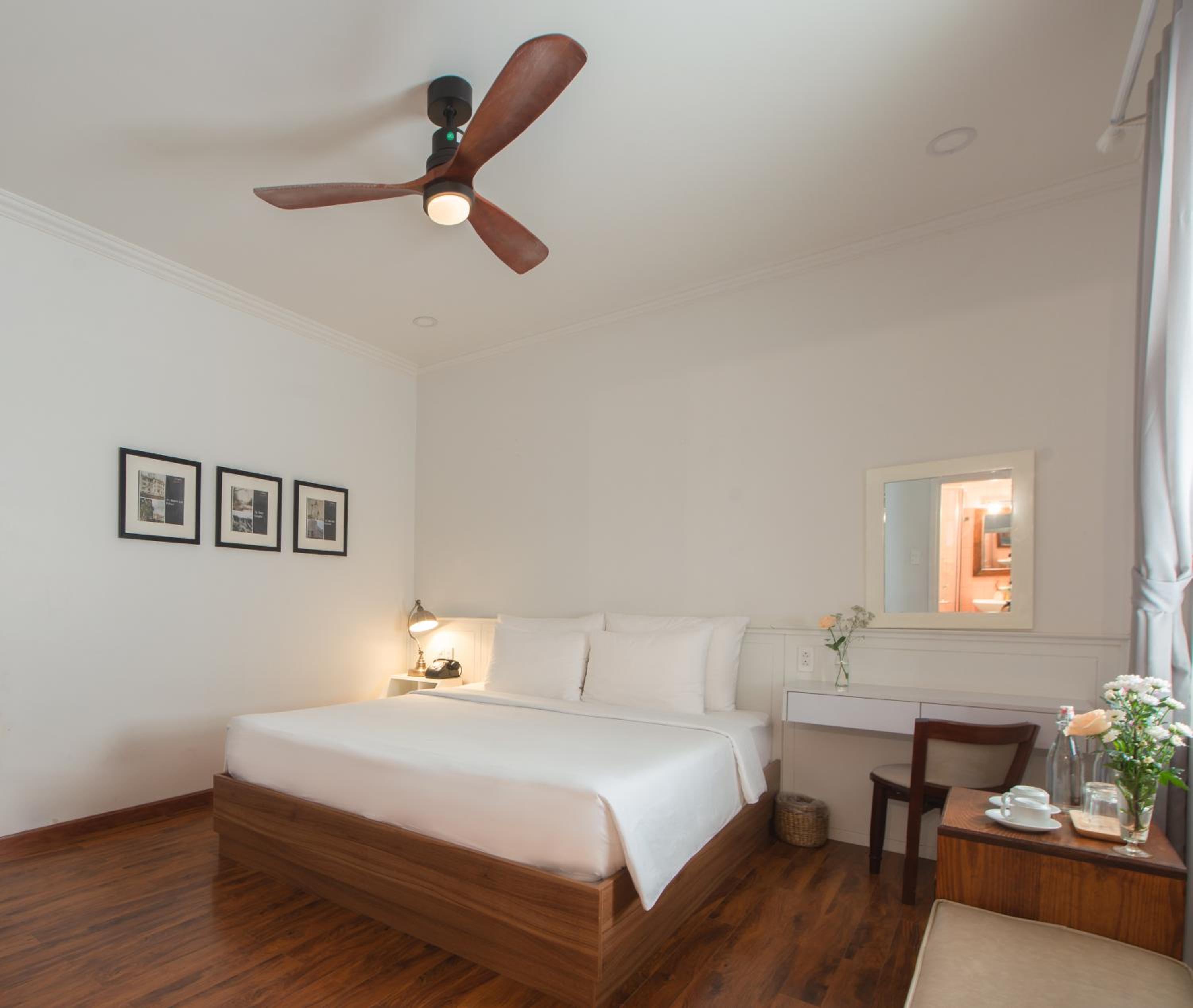 Standard Double Room - Photo 42