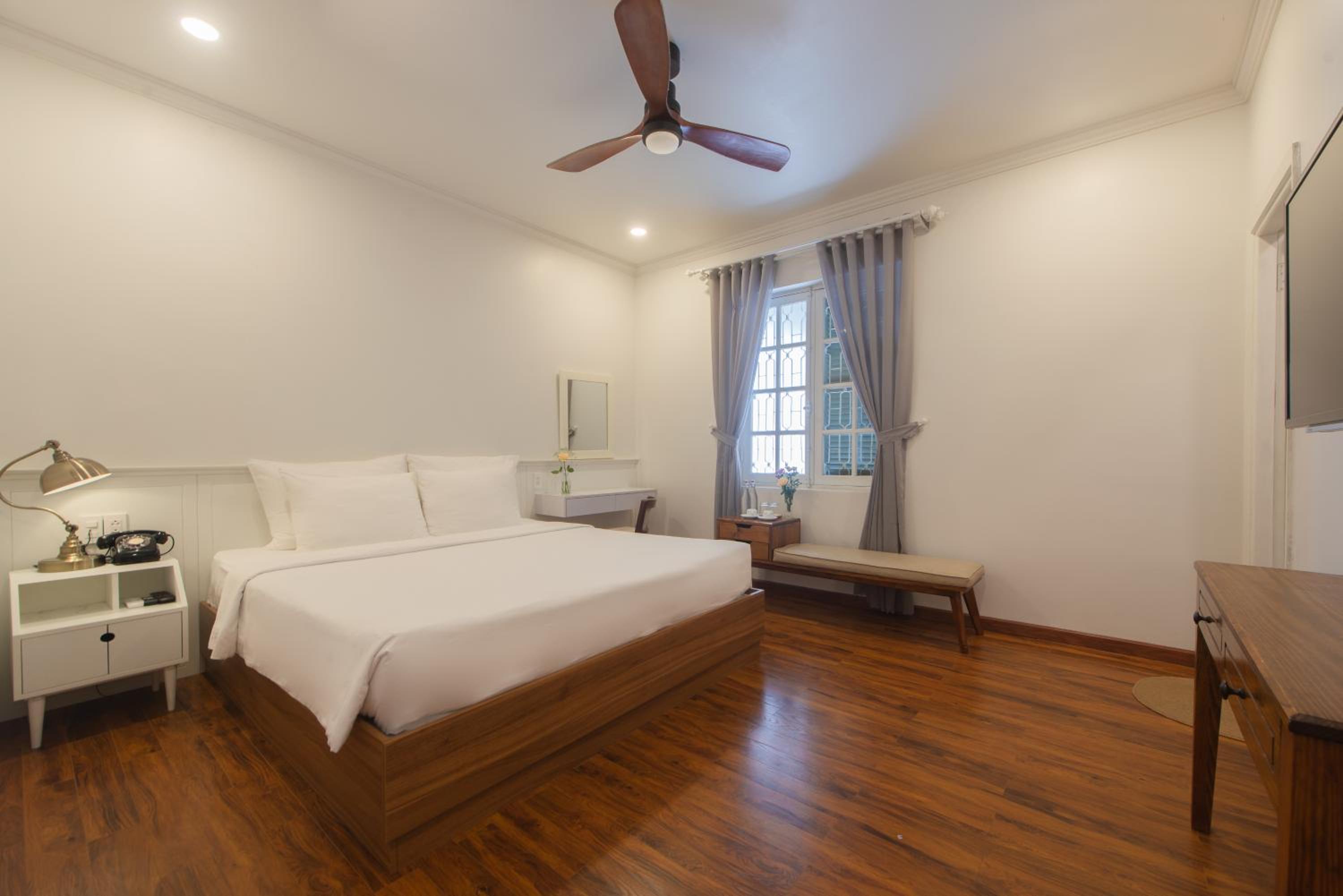 Standard Double Room - Photo 6