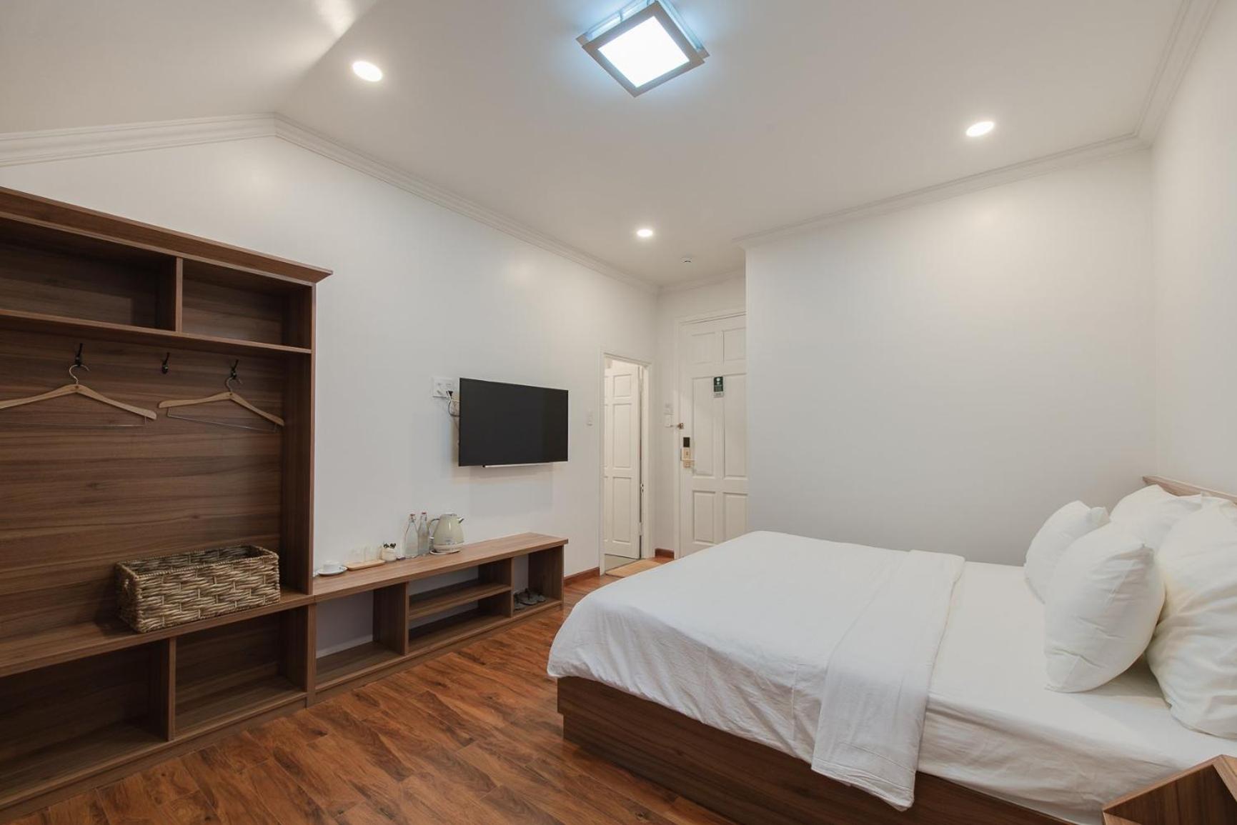Standard Double Room - Photo 26