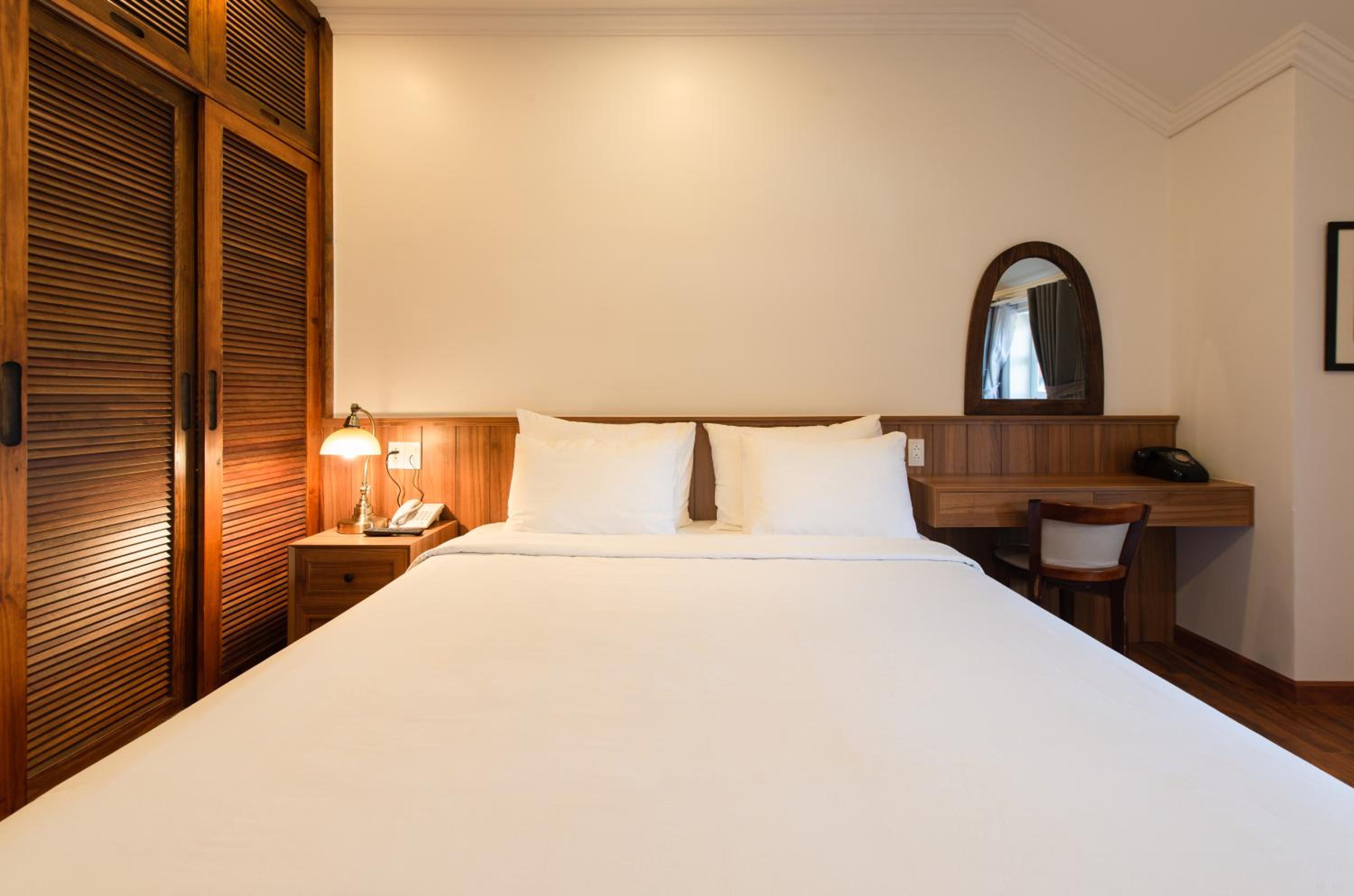 Standard Double Room - Photo 44