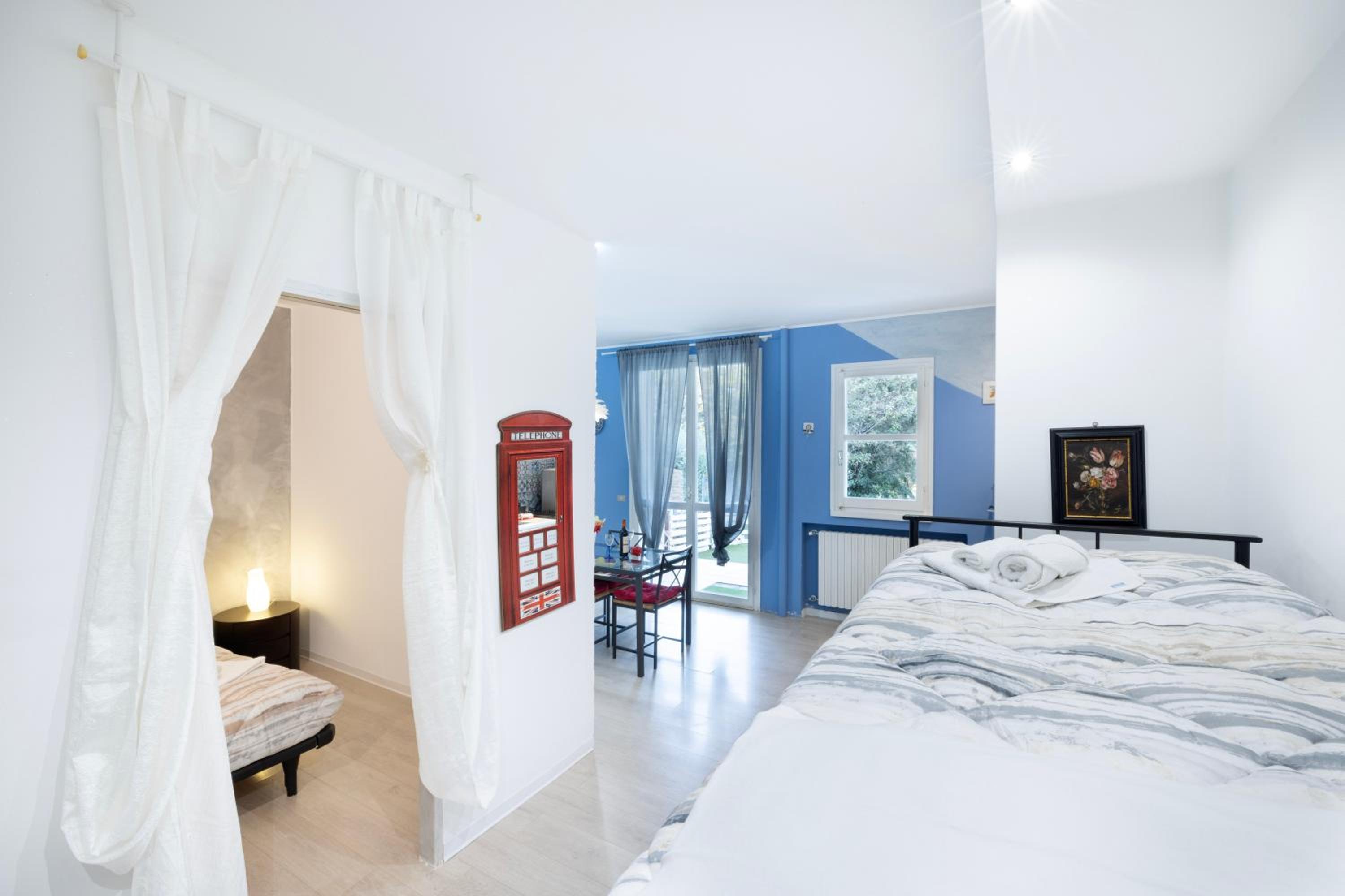 Studio Apartment with Sea View