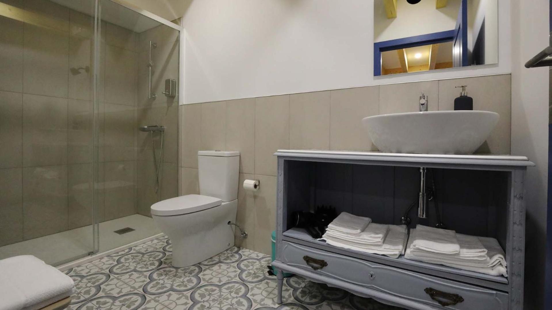 Deluxe Double or Twin Room with Mountain View - Photo 3