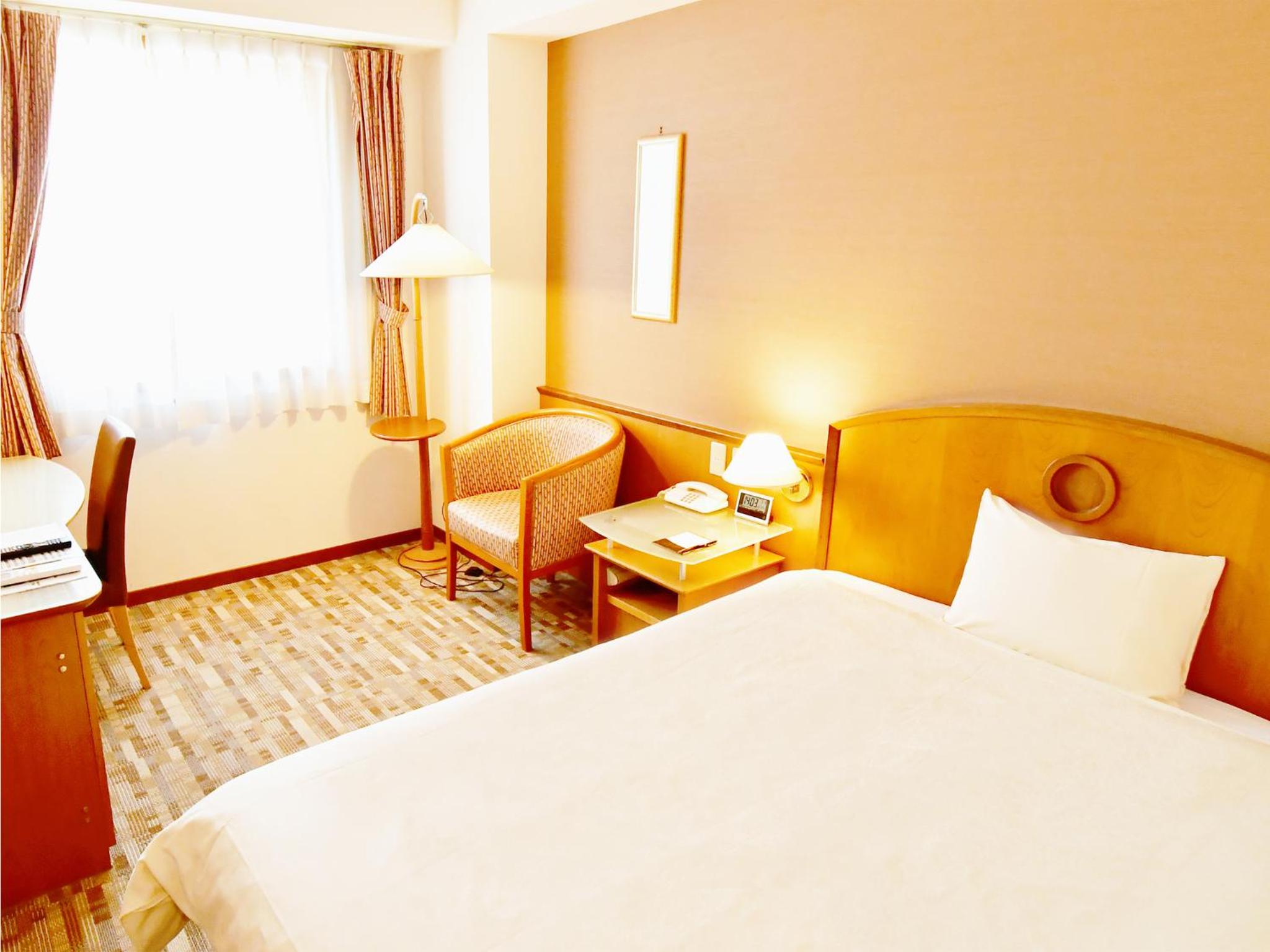 Single Room - Non-Smoking - Photo 1