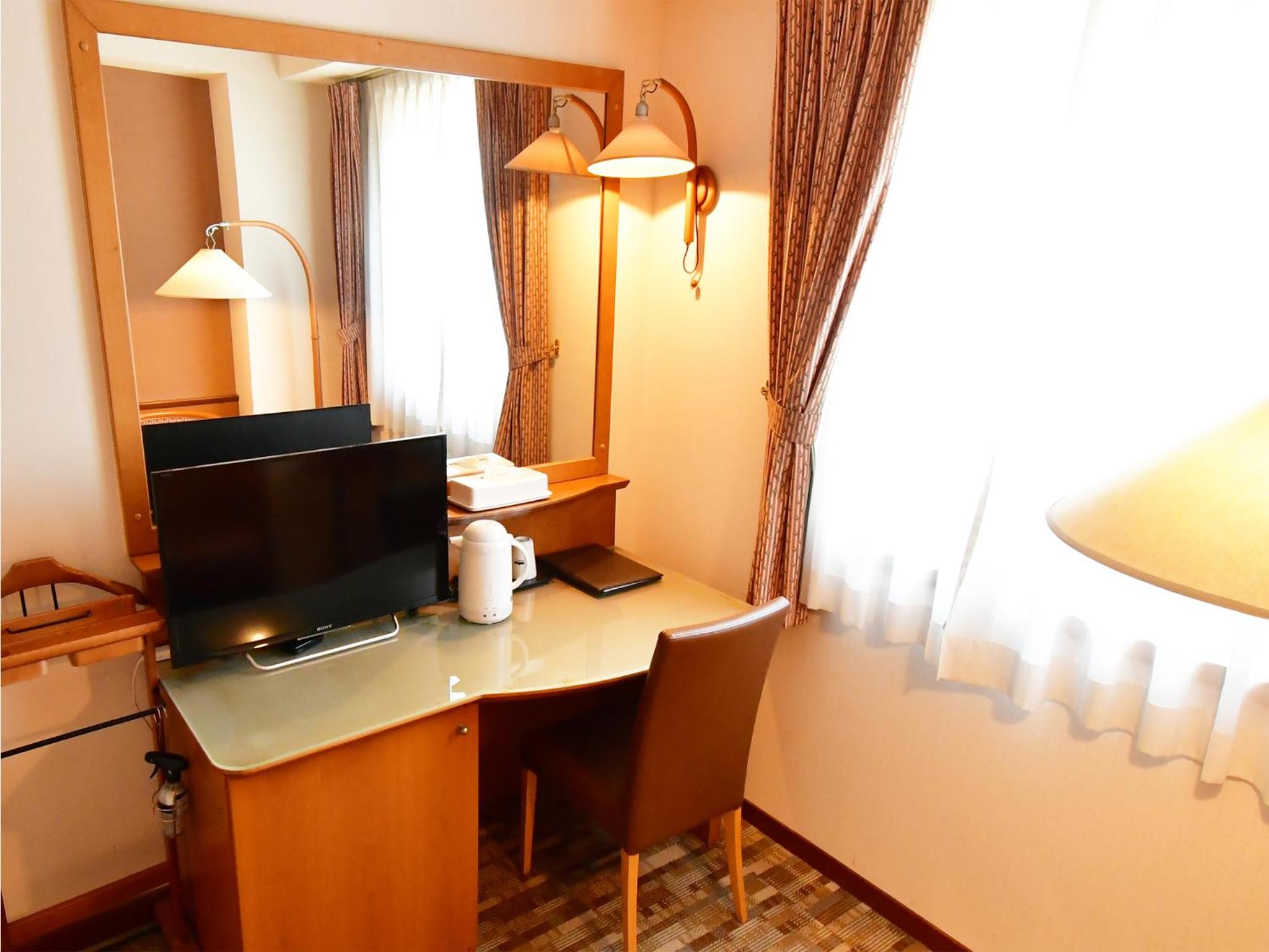 Single Room - Non-Smoking - Photo 3