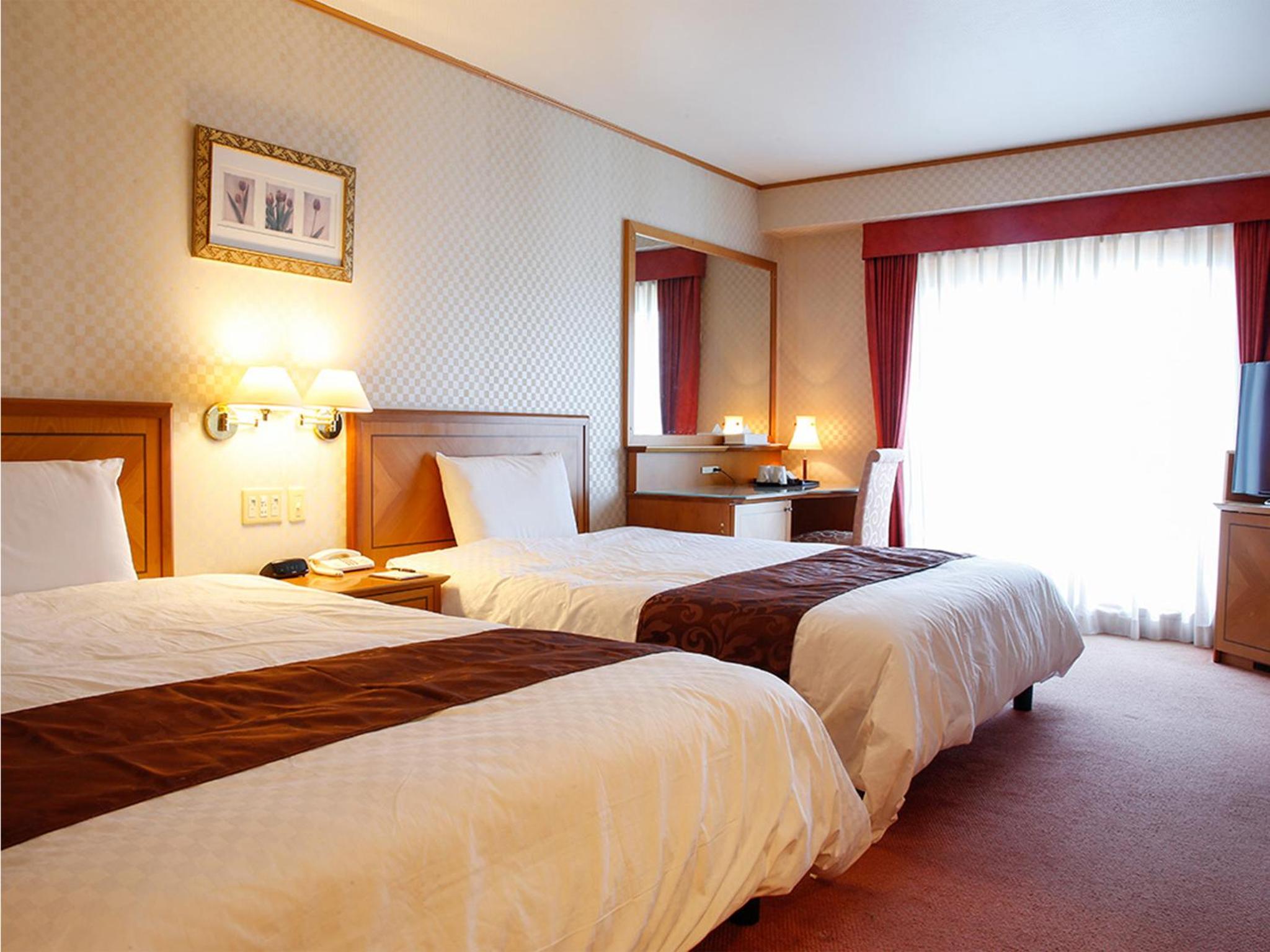 Junior Suite - Non-Smoking - Photo 1
