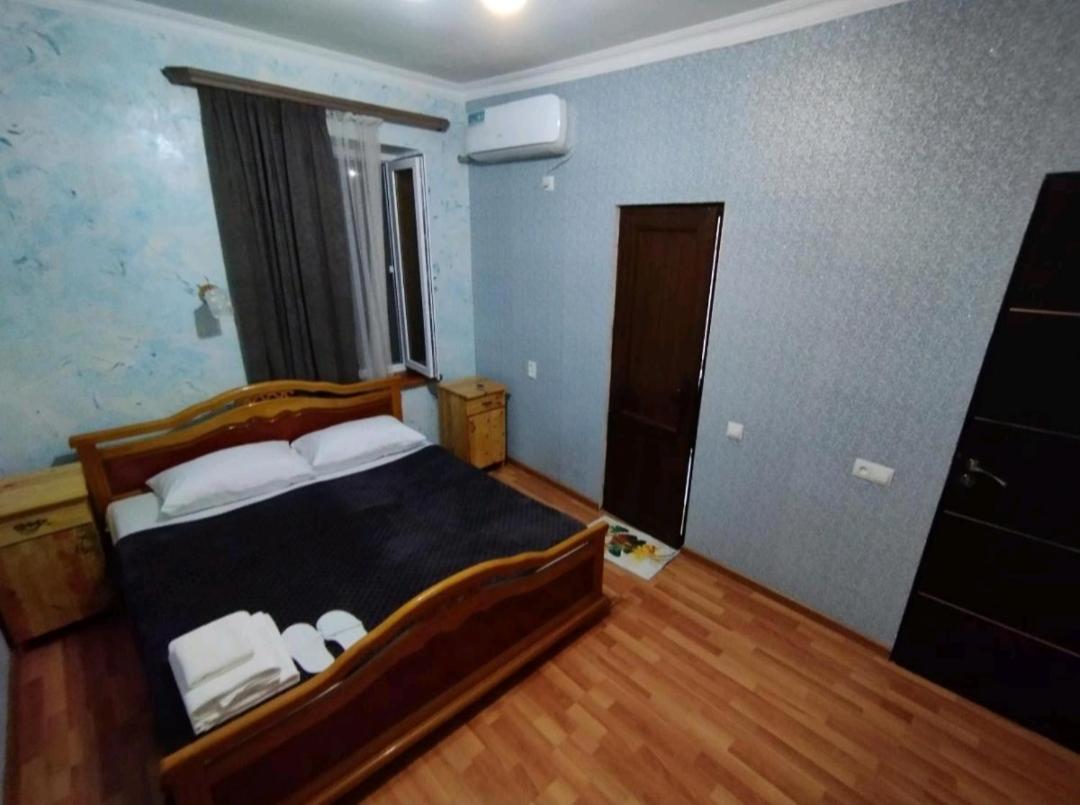 Large Double Room photo 2
