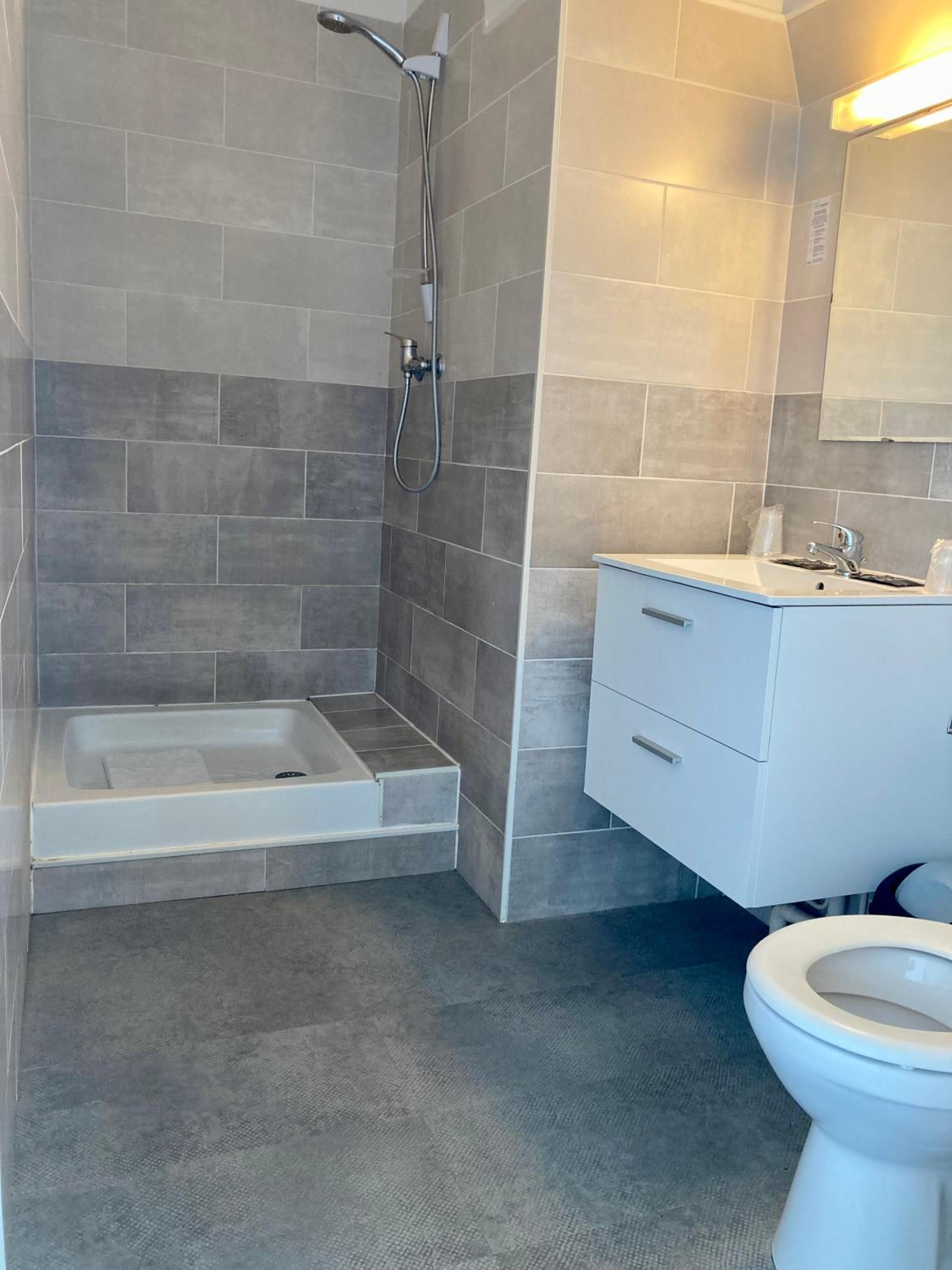 Double Room - Photo 14