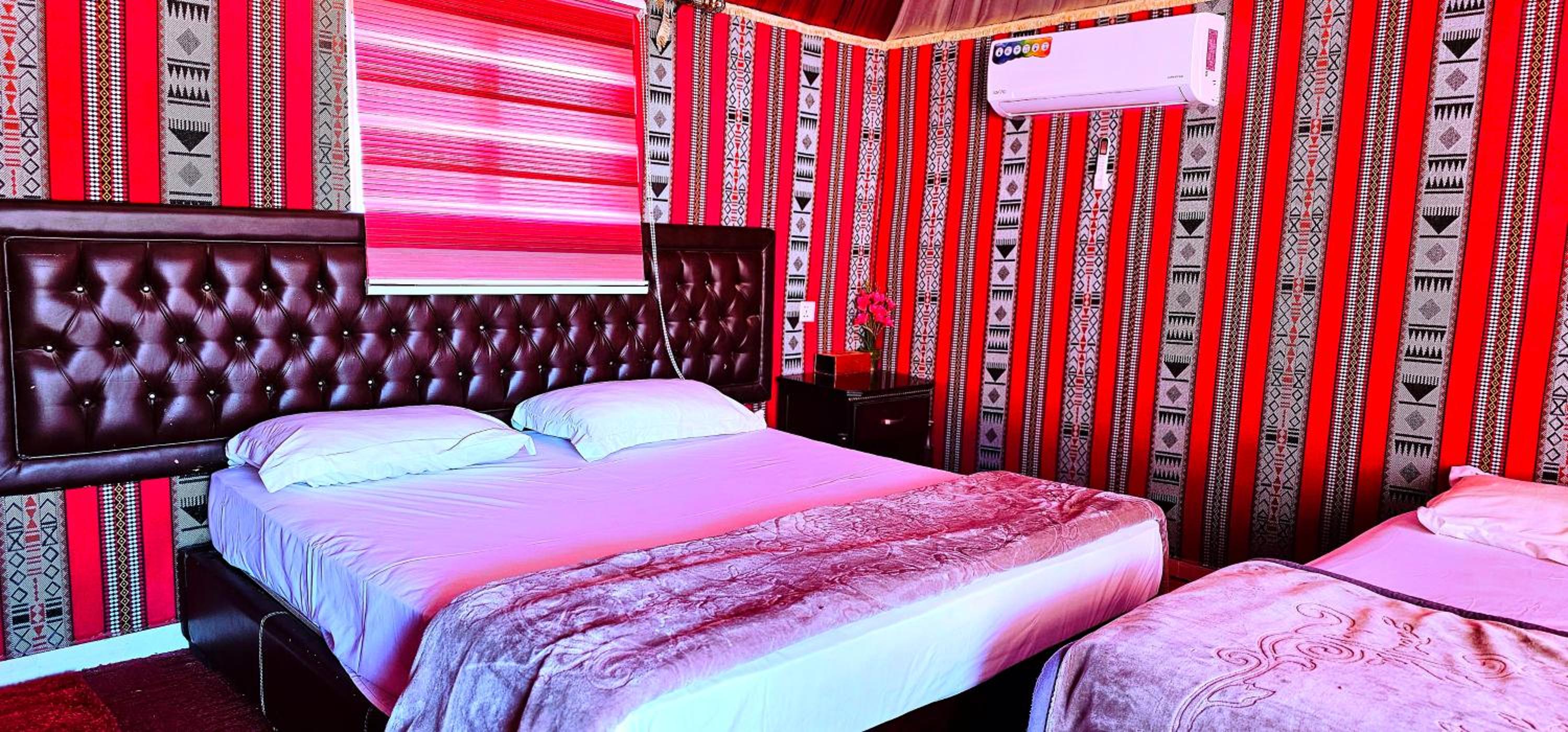 King Room with Mountain View photo 1