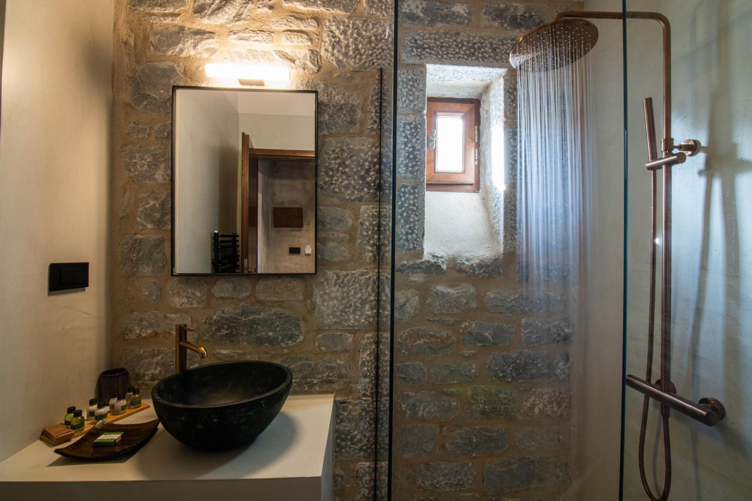 Junior Suite - Photo 13