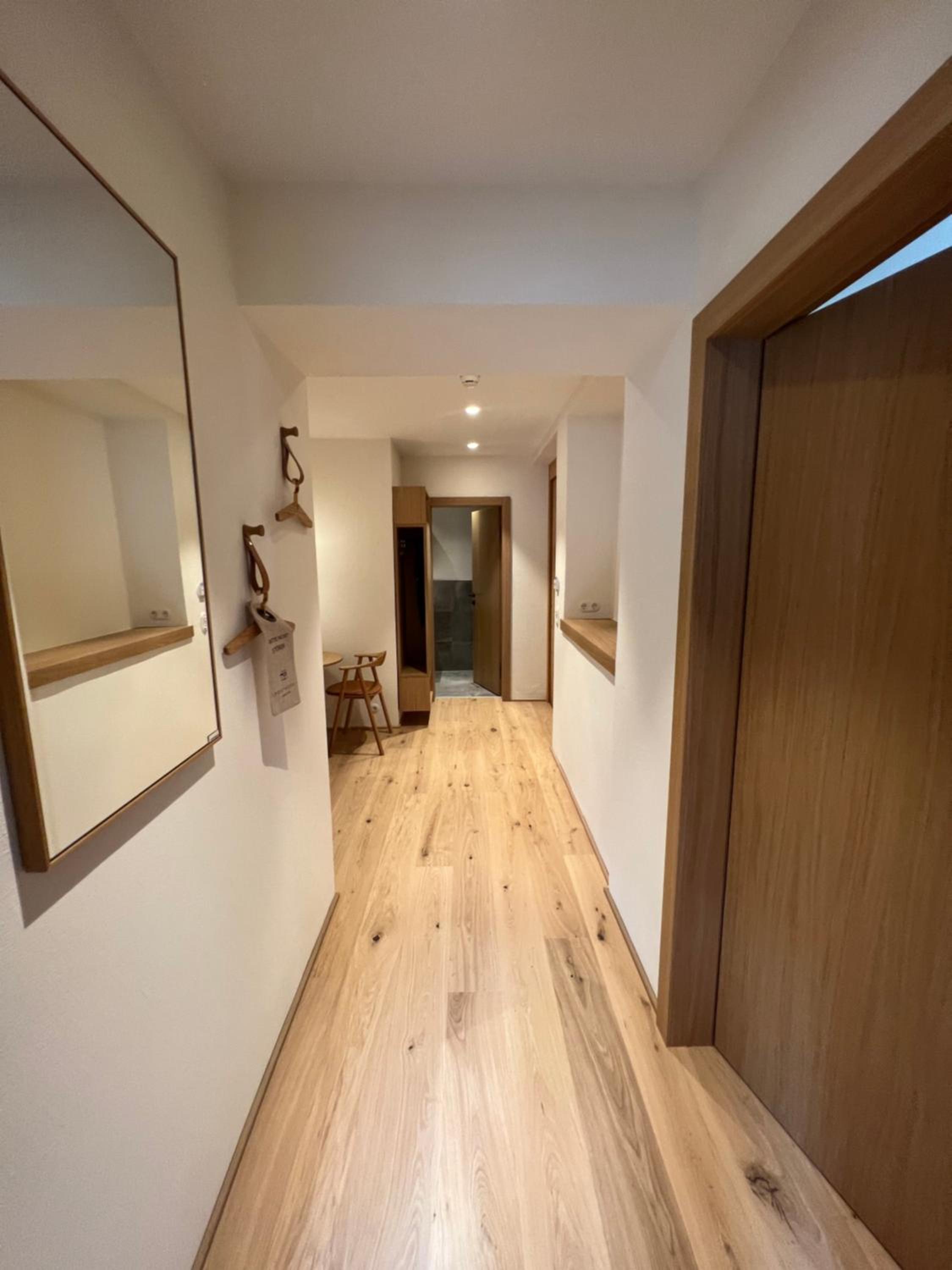 Deluxe Family Room - Photo 7