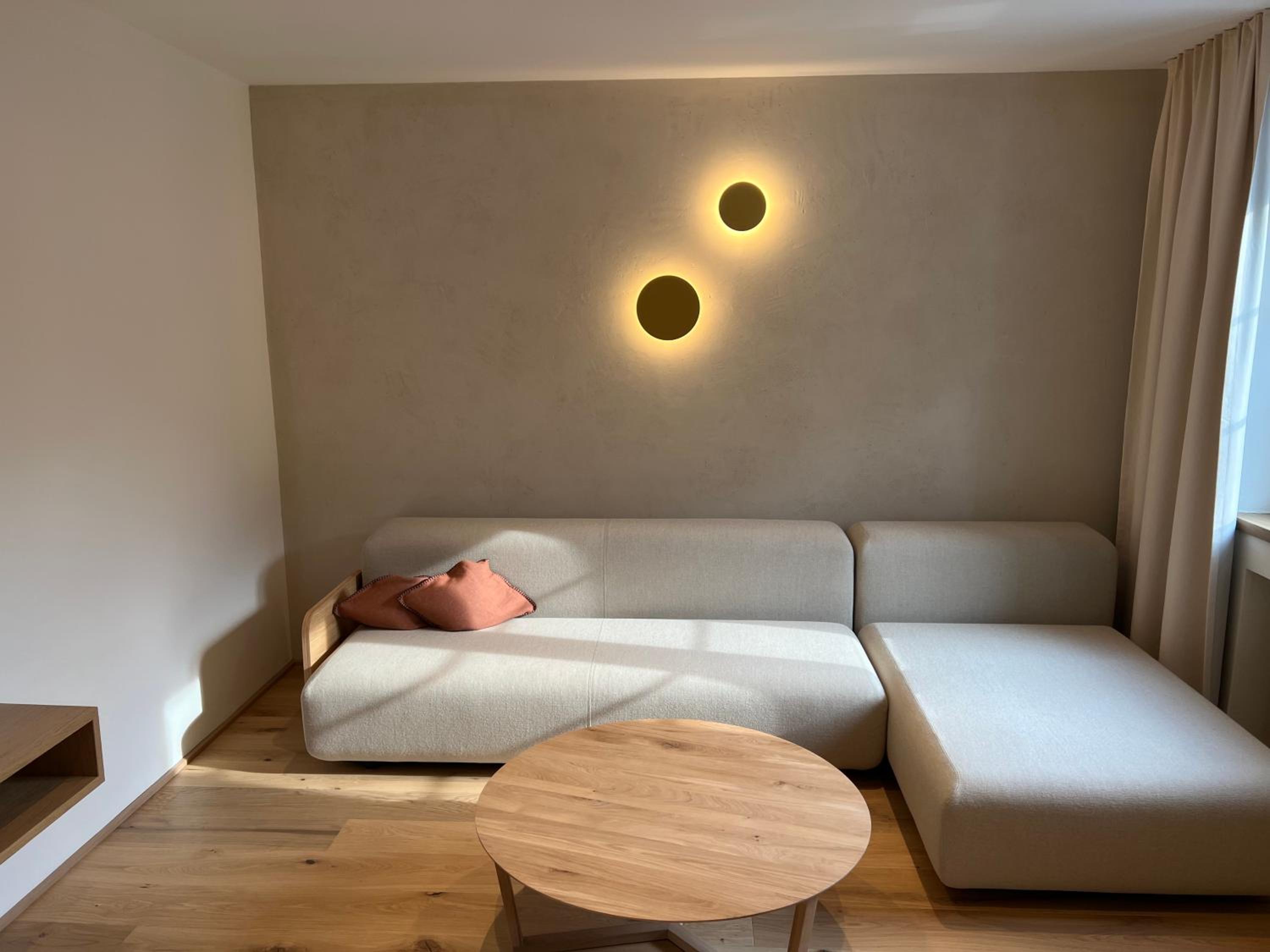 Deluxe Family Room - Photo 1
