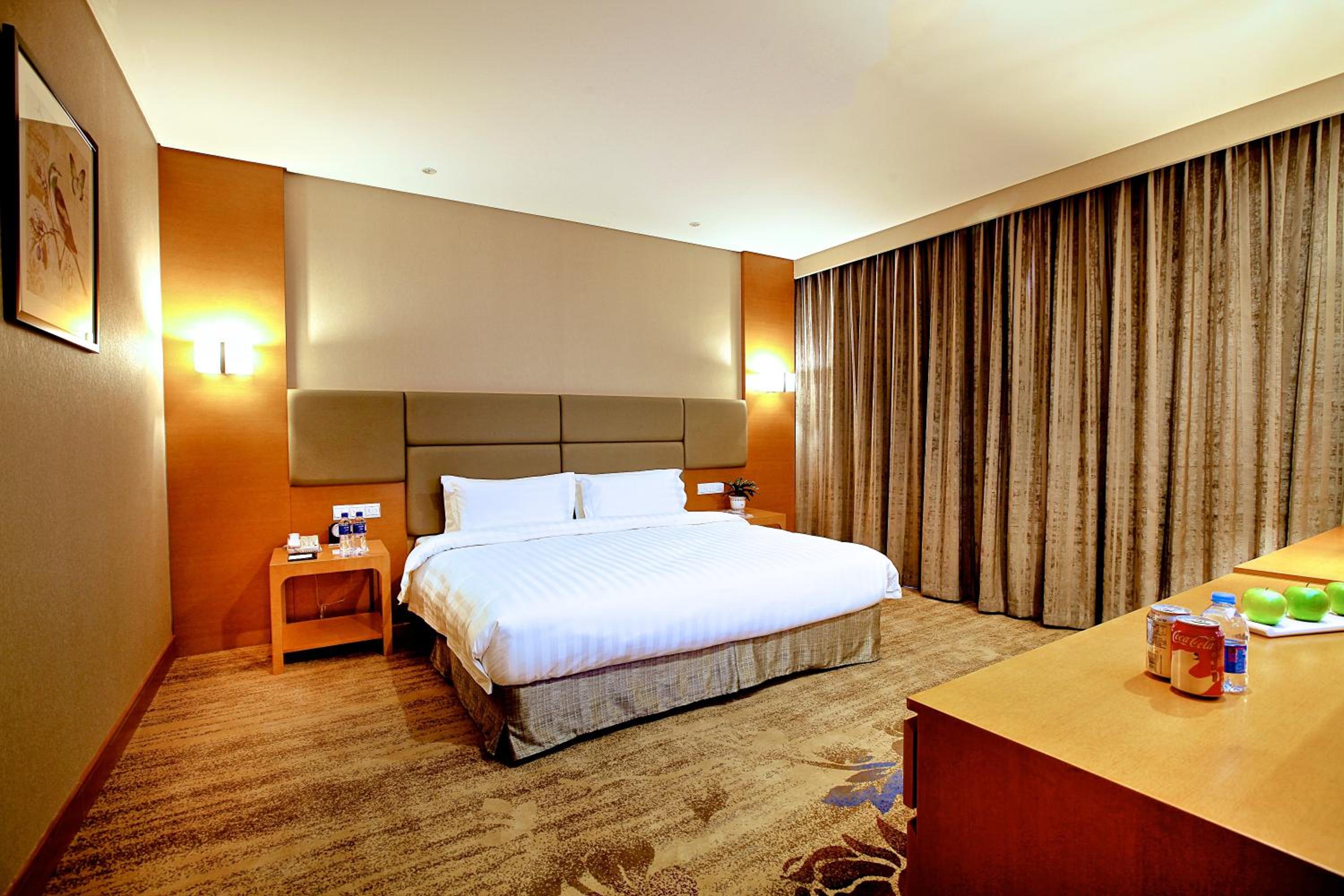 Executive King Room - Non-Smoking