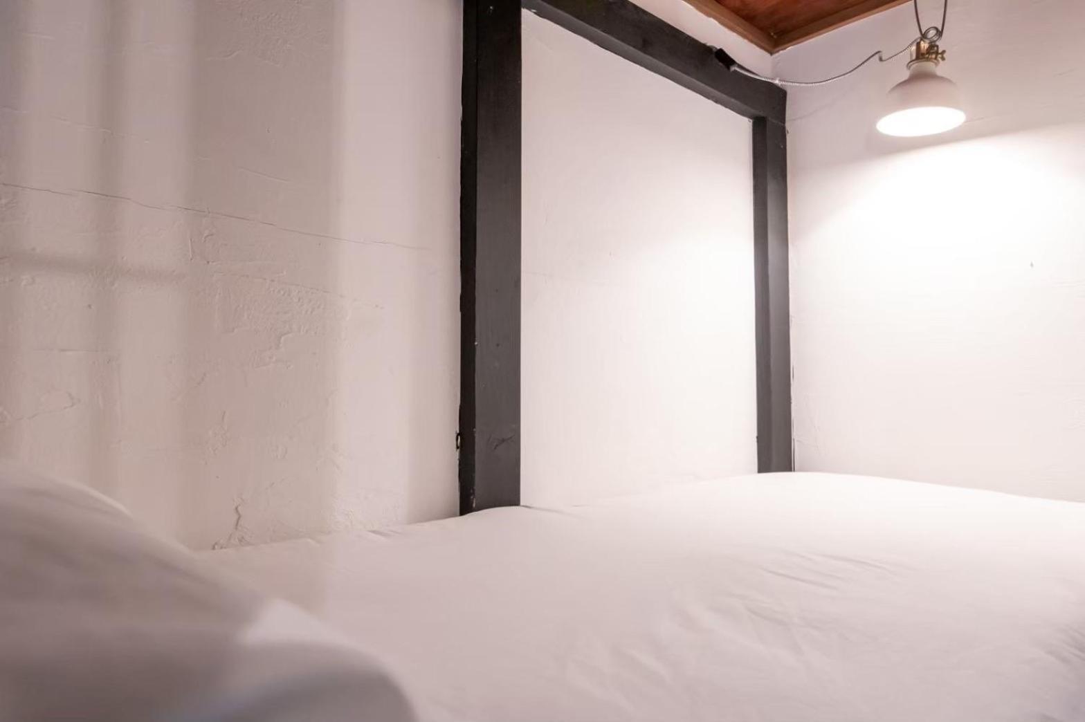 Twin Room with Shared Bathroom and Bunk Bed photo 2