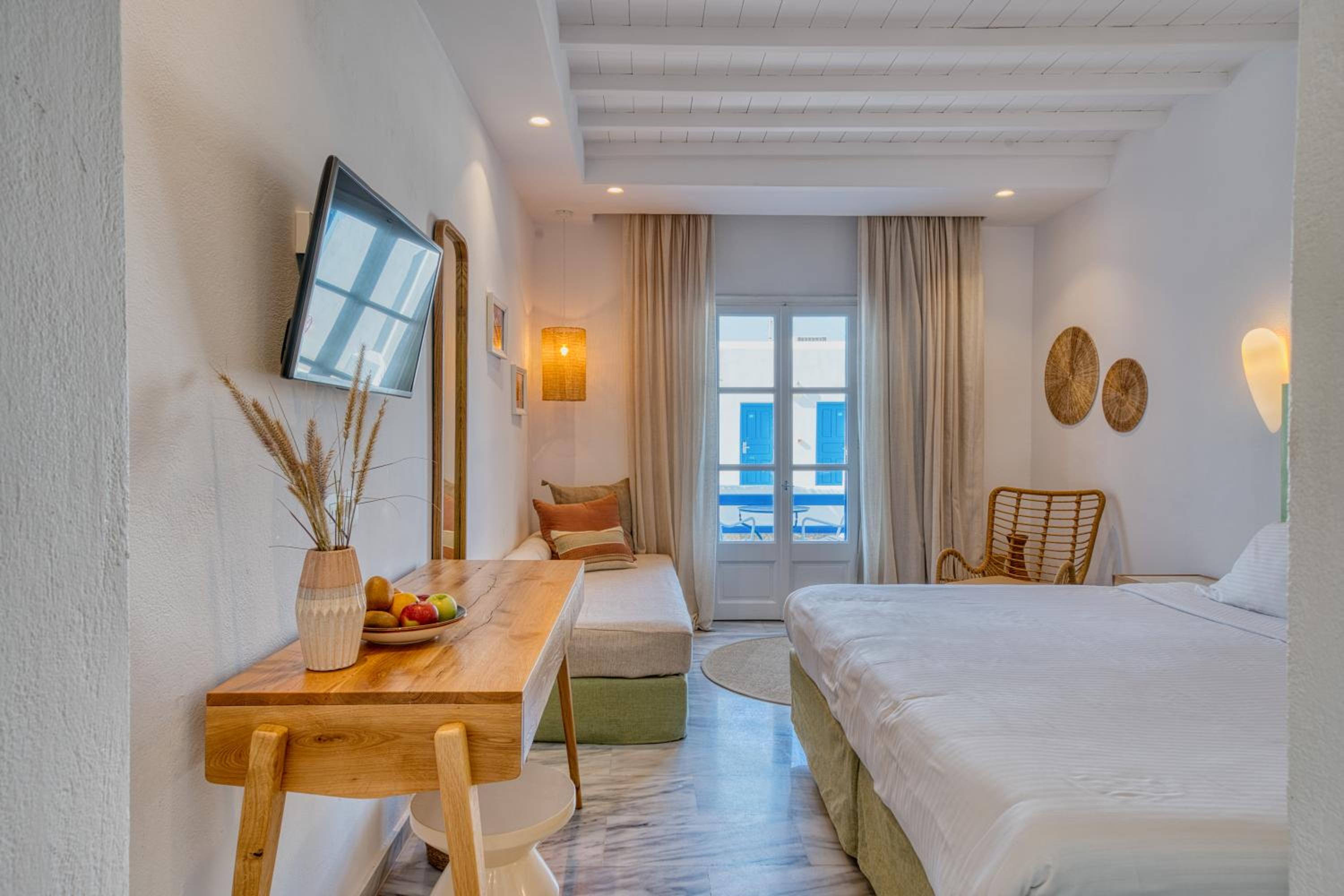 Standard Double Room - Photo 3