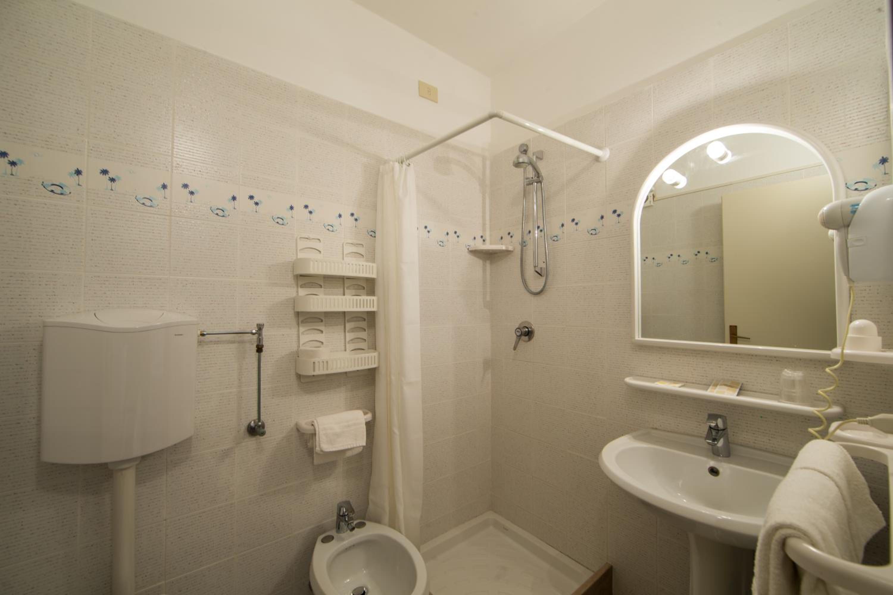 Economy Double or Twin Room photo 2