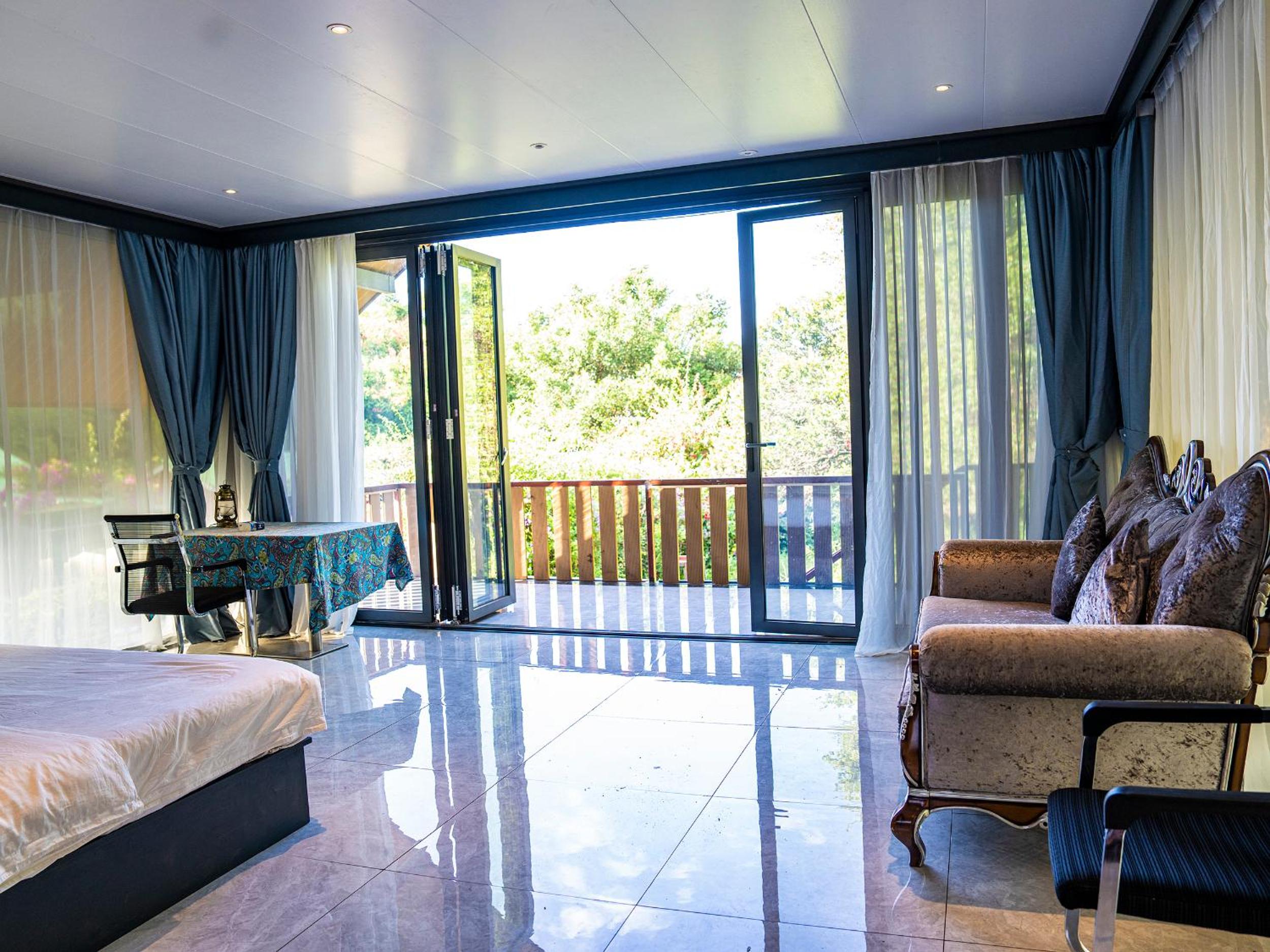 Superior Deluxe Double or Twin Room  - Photo 2