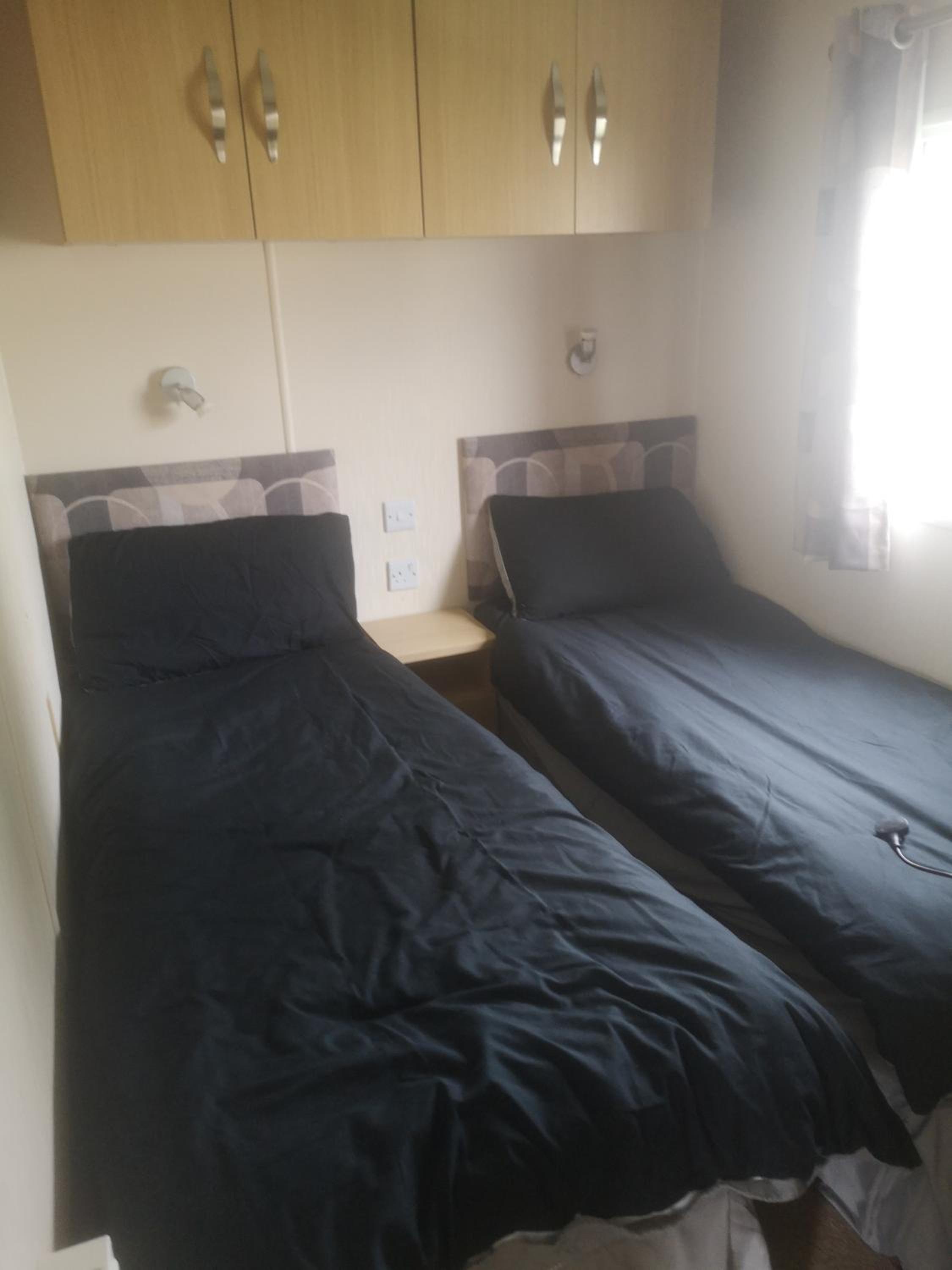 Three-Bedroom House photo 3