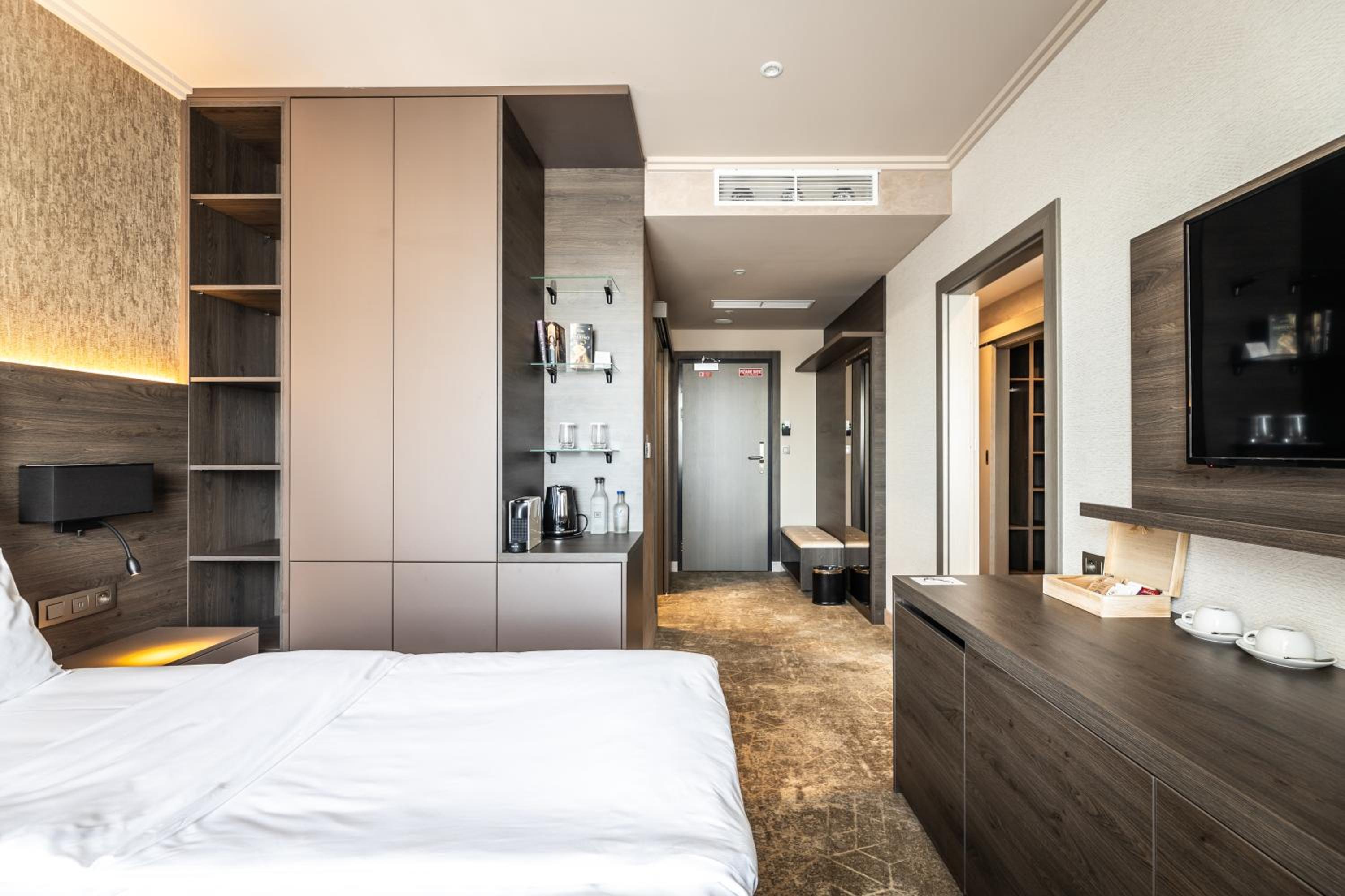 Superior Double Room - Photo 20
