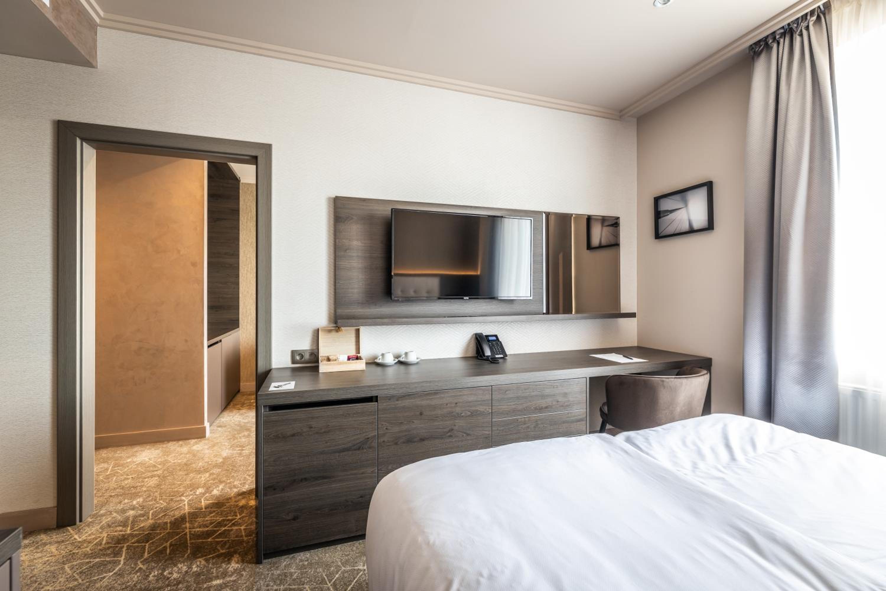 Superior Double Room - Photo 19