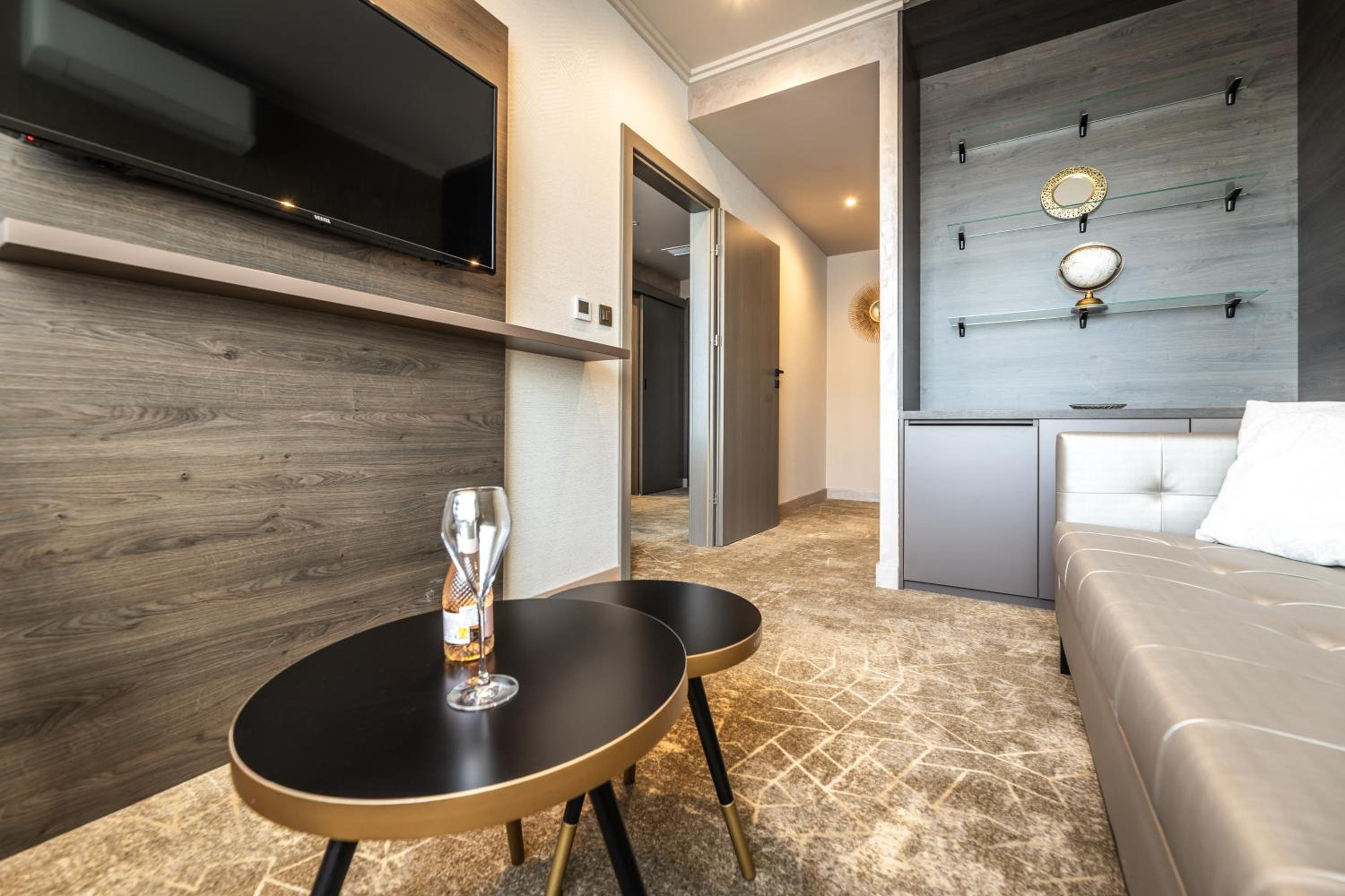 Superior Double Room - Photo 21