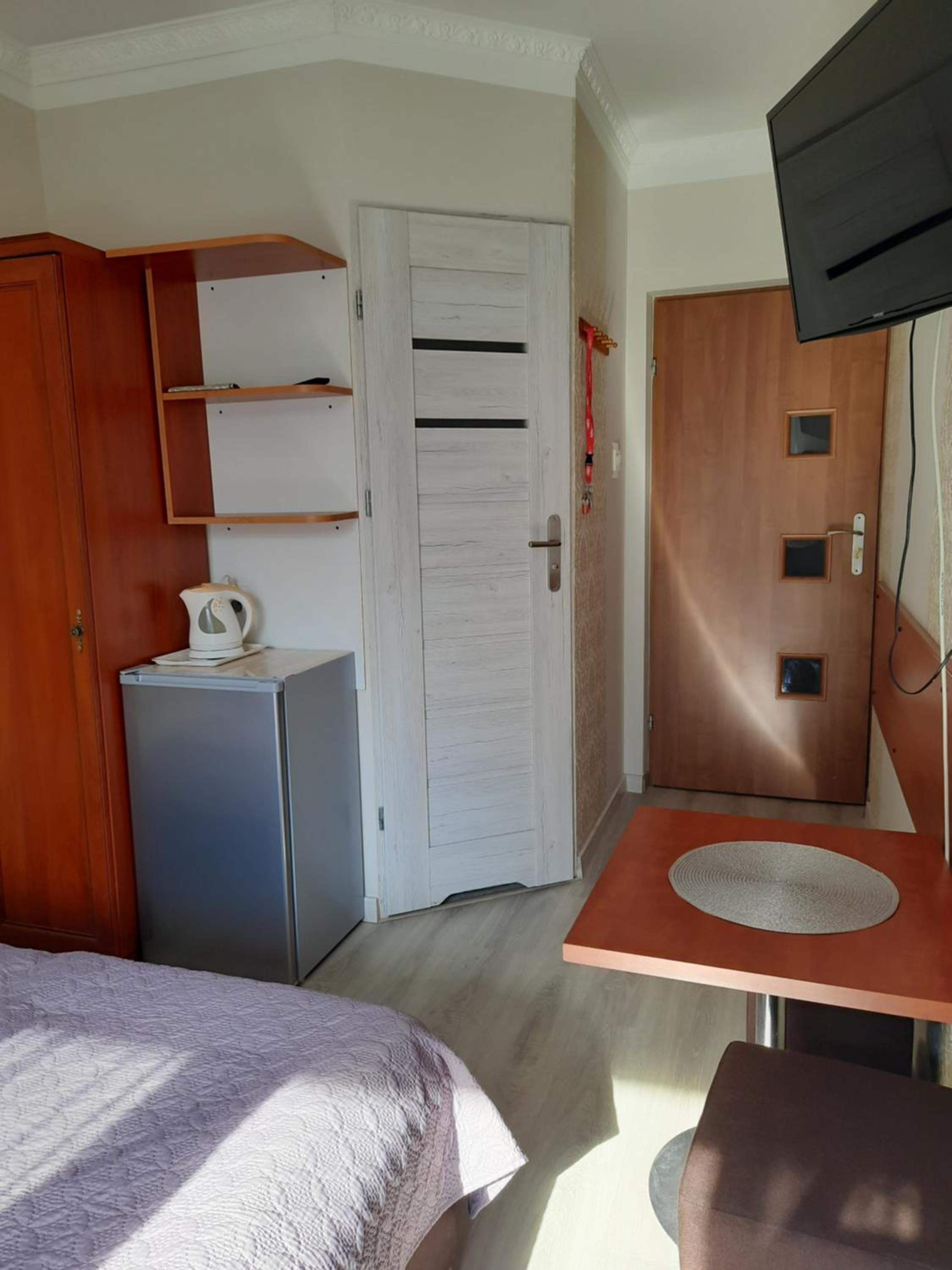Double or Twin Room photo 3