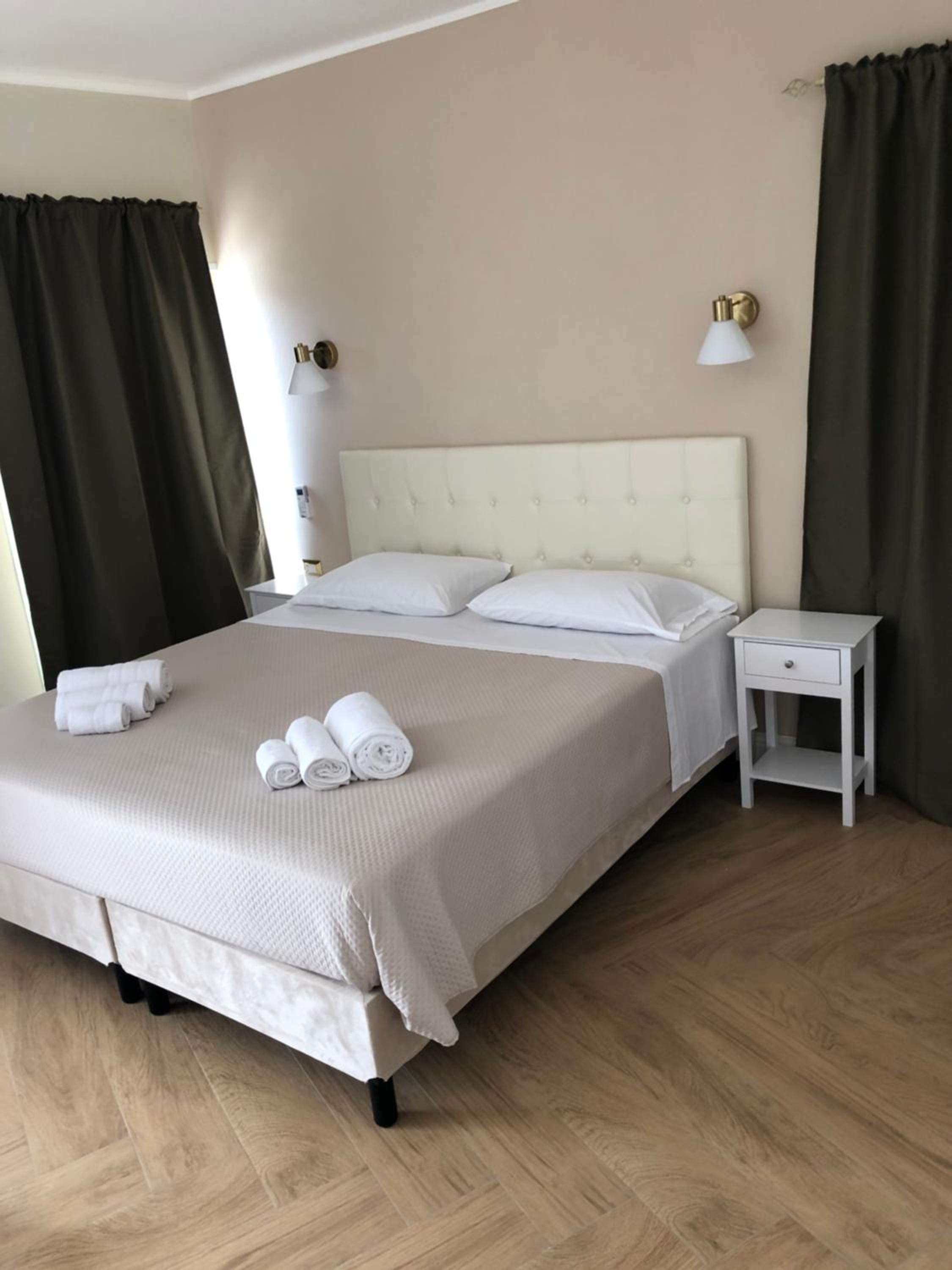 King Room with Pool View